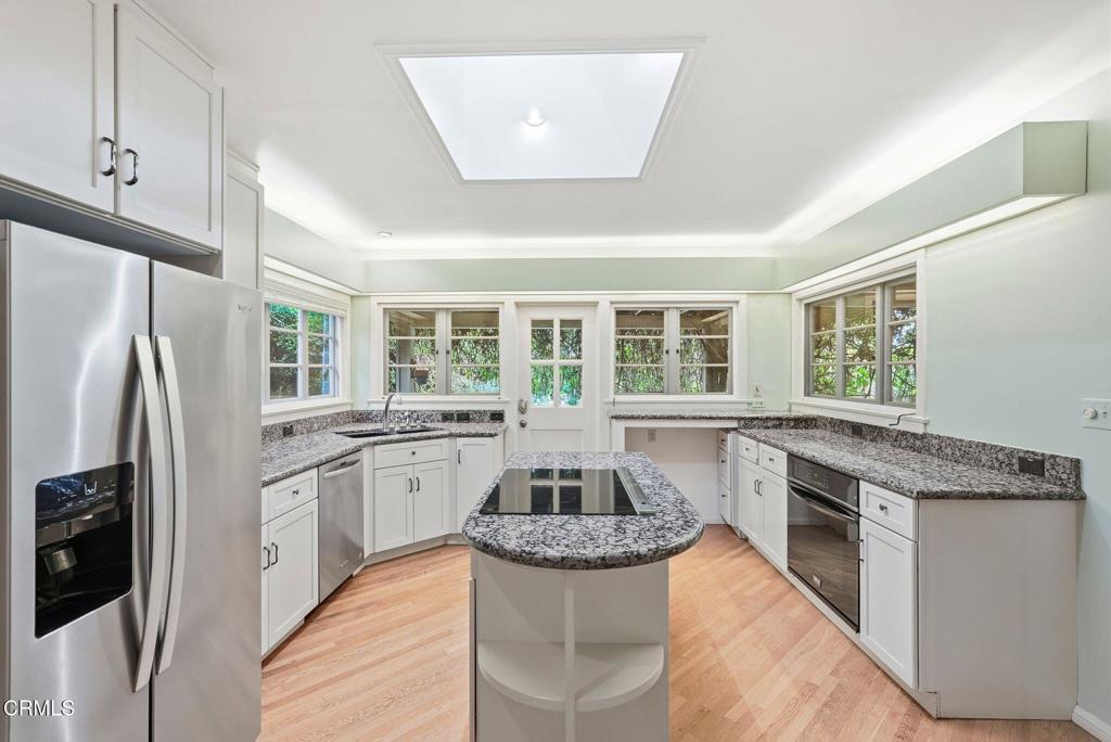 Pasadena, California, 91104, United States, 3 Bedrooms Bedrooms, ,1 BathroomBathrooms,Residential,For Sale,1993428