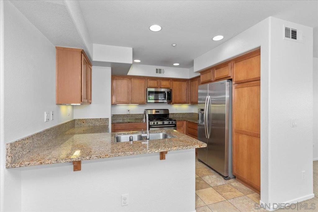 San Diego, California, 92110, United States, 3 Bedrooms Bedrooms, ,2 BathroomsBathrooms,Residential,For Sale,1914141