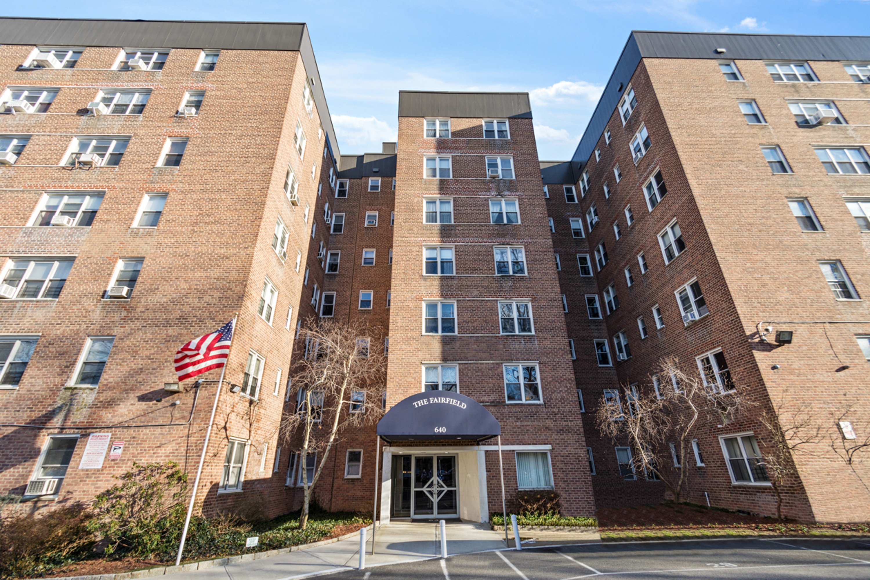 640 West 231st Street - 物件實景