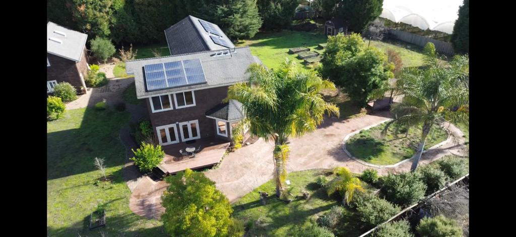 Watsonville, California, 95076, United States, 4 Bedrooms Bedrooms, ,3 BathroomsBathrooms,Residential,For Sale,1982776