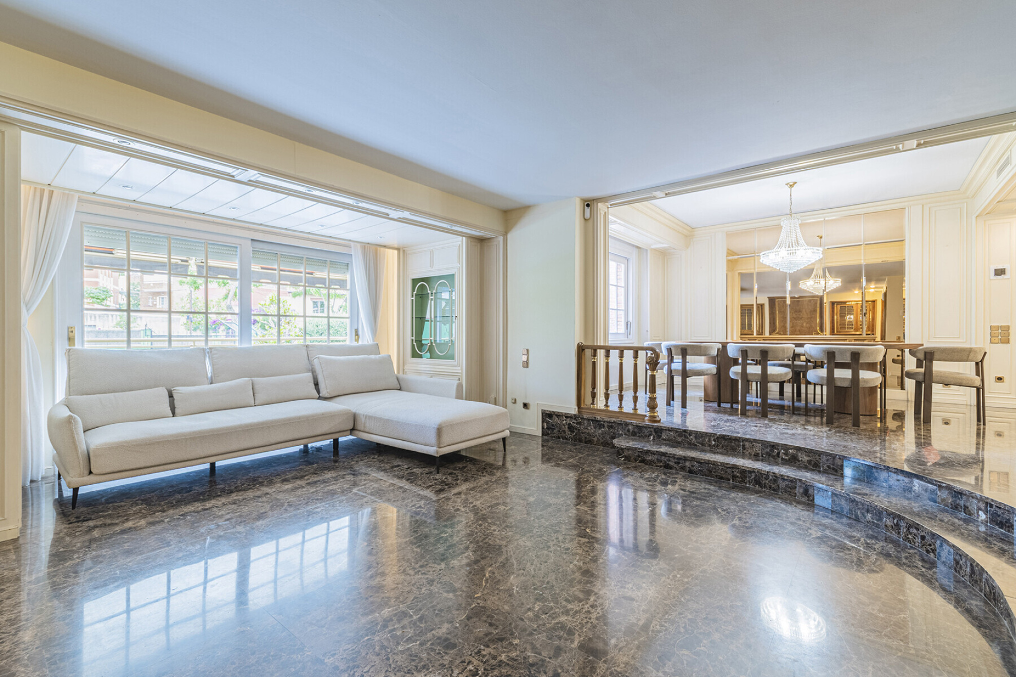  Exclusive apartment with a terrace in a prestigious gated community in Barcelona - 物件實景