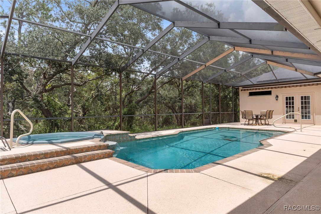 Homosassa, Florida, 34446, United States, 5 Bedrooms Bedrooms, ,4 BathroomsBathrooms,Residential,For Sale,1916240