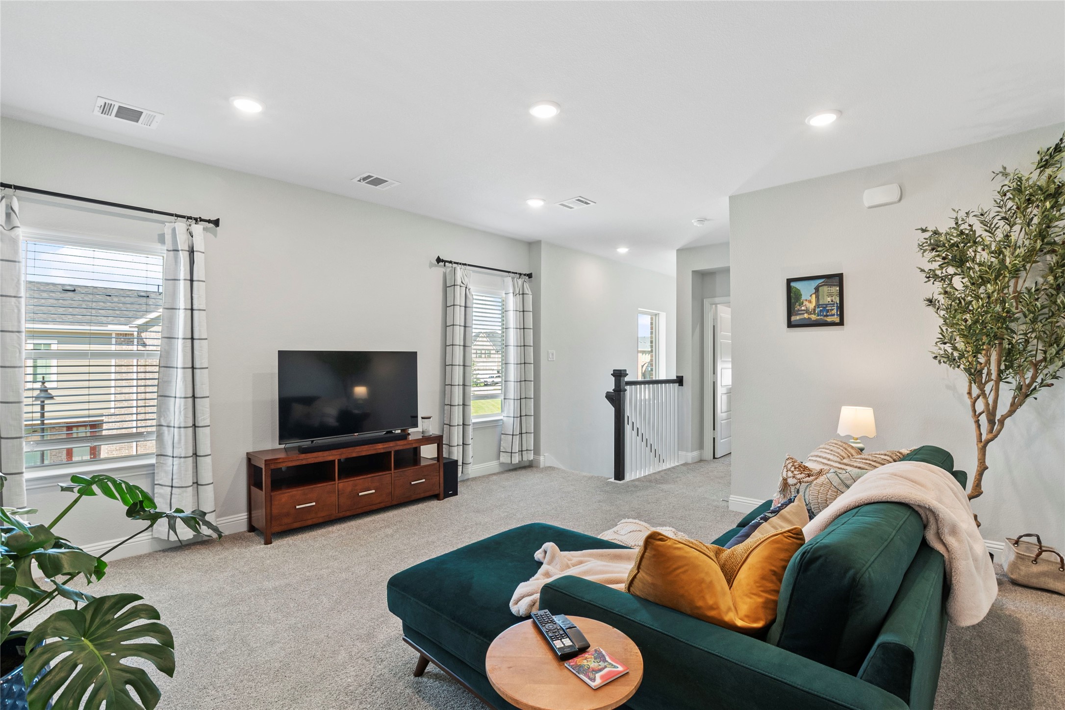 Rowlett, Texas, 75088, United States, 3 Bedrooms Bedrooms, ,3 BathroomsBathrooms,Residential,For Sale,1955209