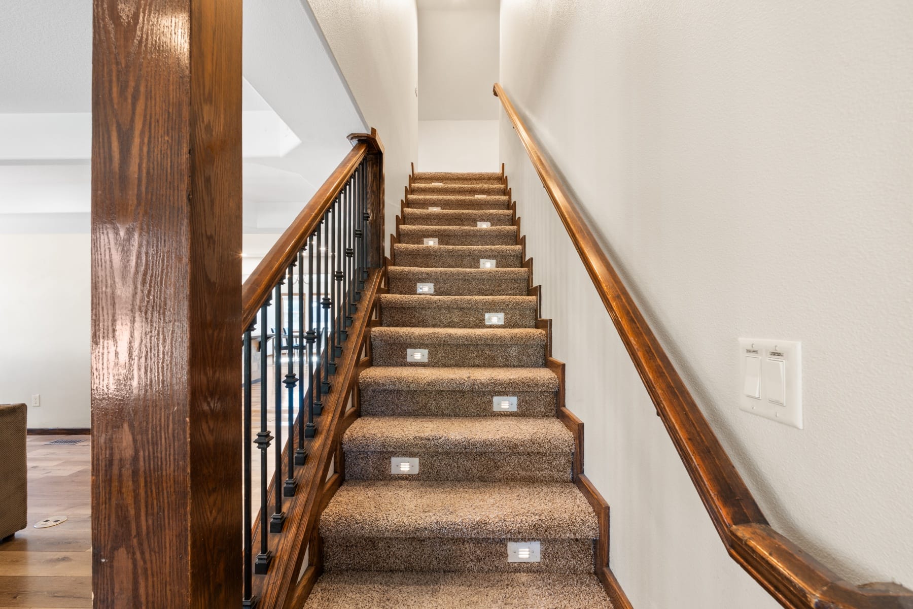  103 W HUMPHREY ST Yacolt, WA 98675 - 物件實景