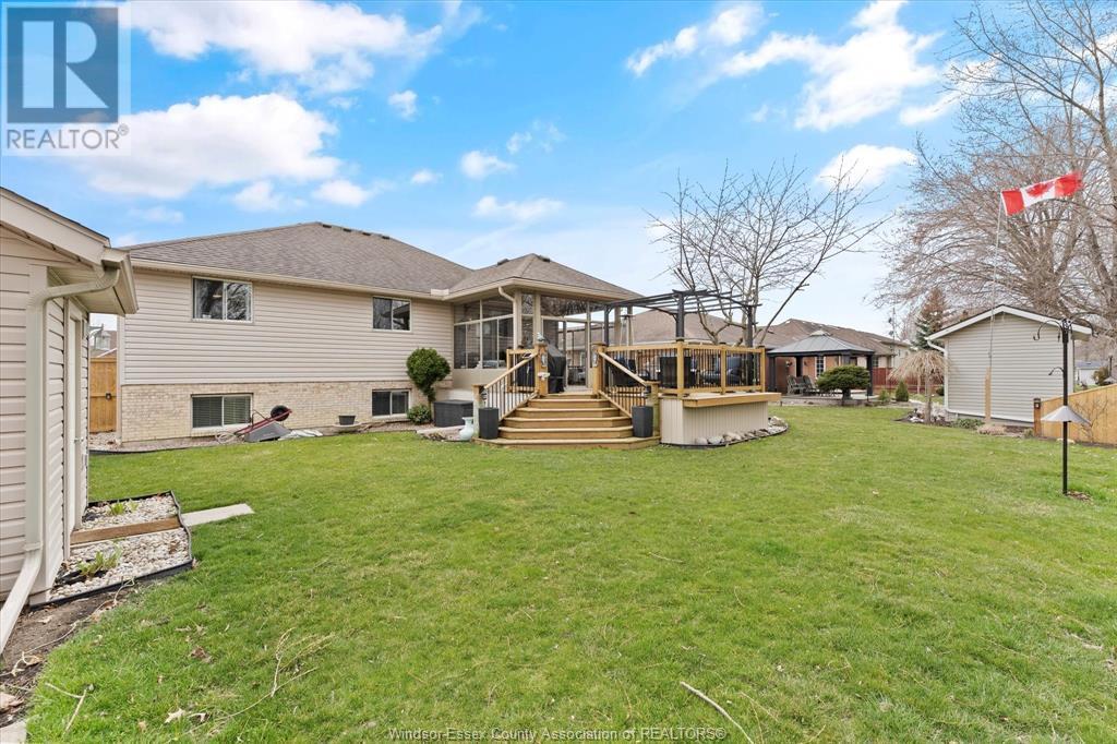 TILBURY, Ontario, N0P 2L0, CA, 3 Bedrooms Bedrooms, ,1 BathroomBathrooms,Residential,For Sale,1916893