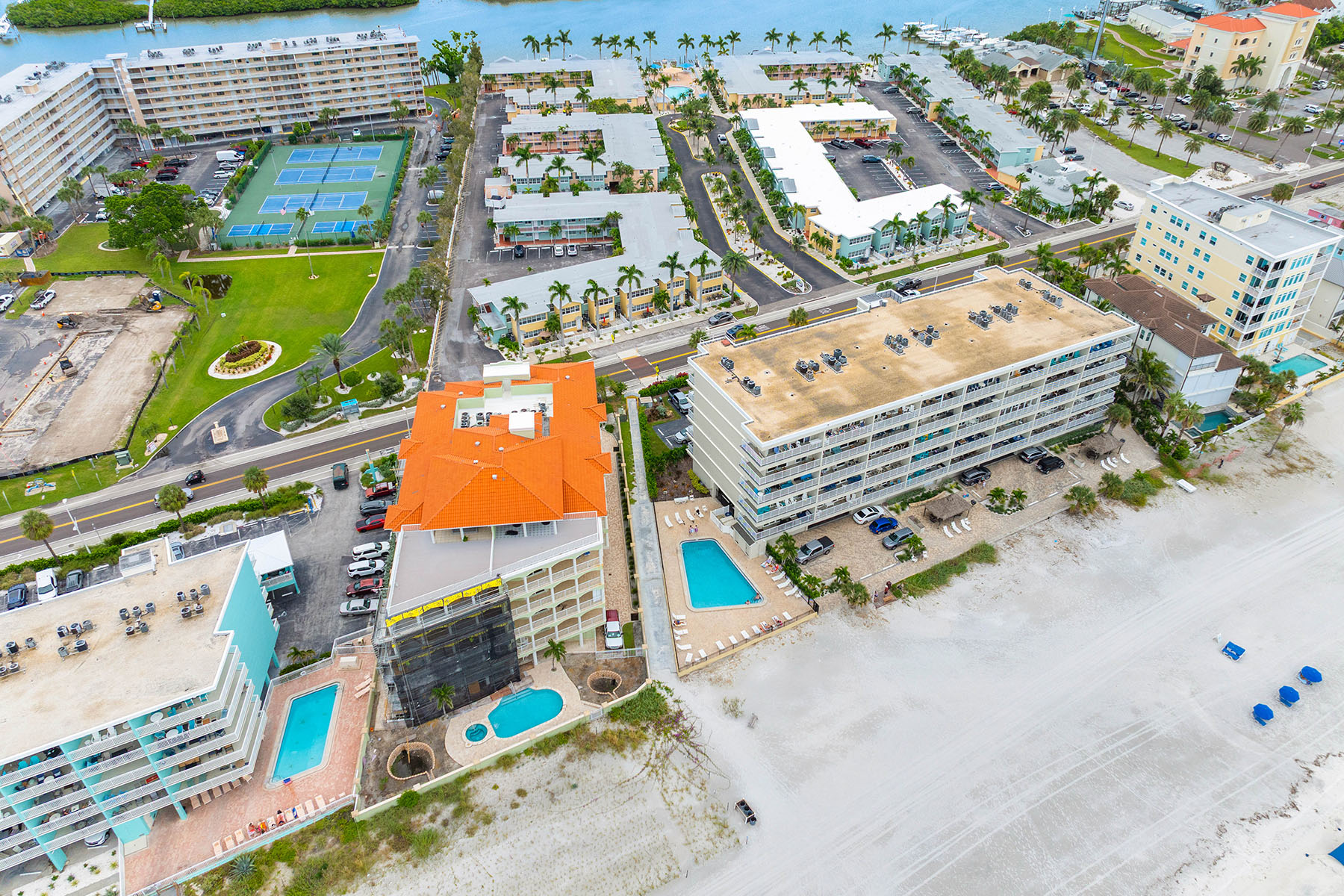  BAREFOOT BEACH RESORT OF INDIAN SHORES - 物件實景