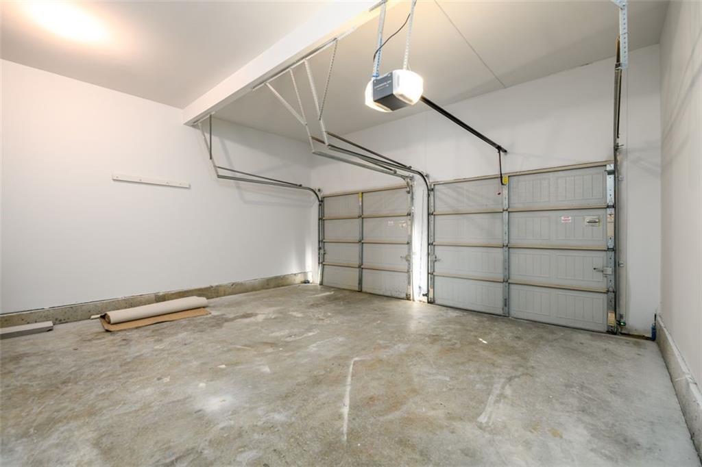 Grayson, Georgia, 30017, United States, 5 Bedrooms Bedrooms, ,3 BathroomsBathrooms,Residential,For Sale,1838638