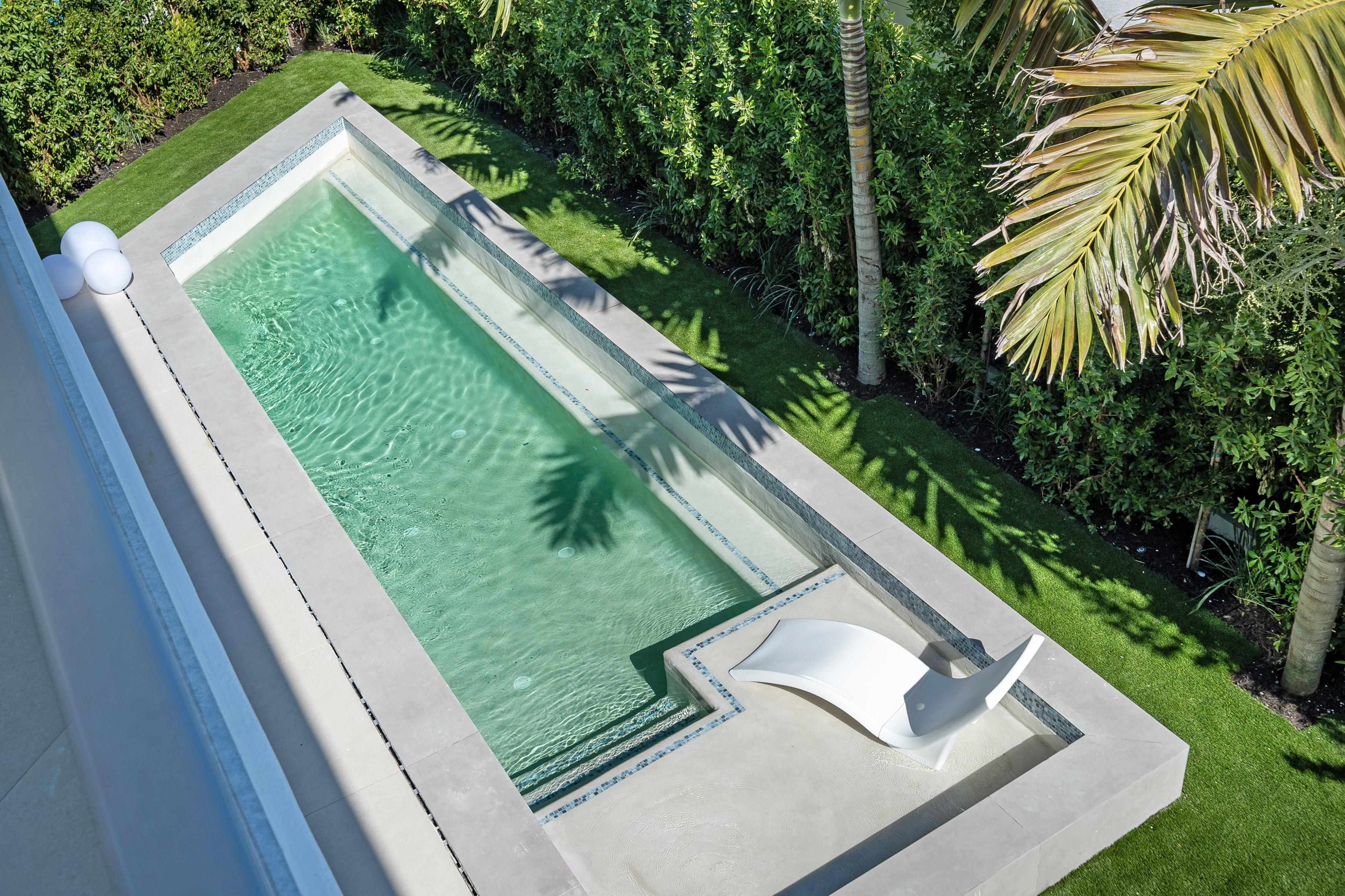  1045 W 47th Ct, Miami Beach, FL, 33140 - 物件實景