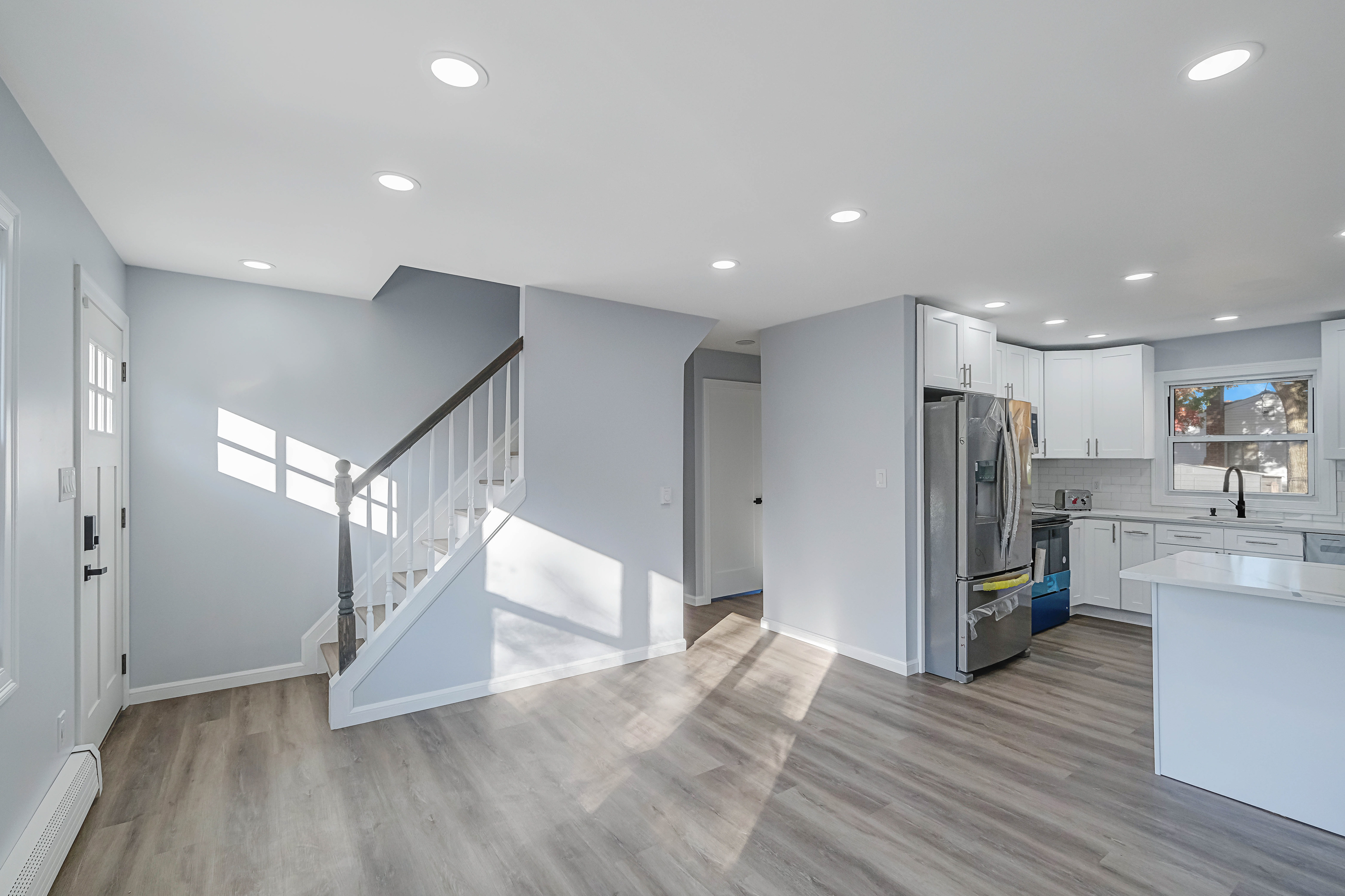 Copiague, New York, 11726, United States, 5 Bedrooms Bedrooms, ,2 BathroomsBathrooms,Residential,For Sale,1923423