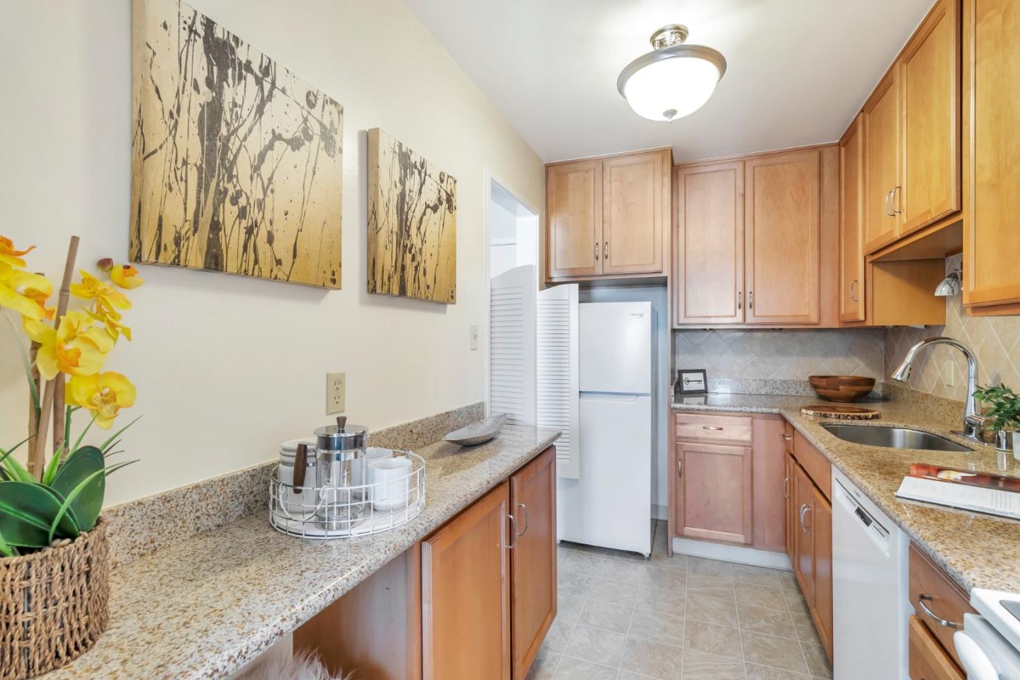 San Mateo, California, 94402, United States, 1 Bedroom Bedrooms, ,1 BathroomBathrooms,Residential,For Sale,1785203