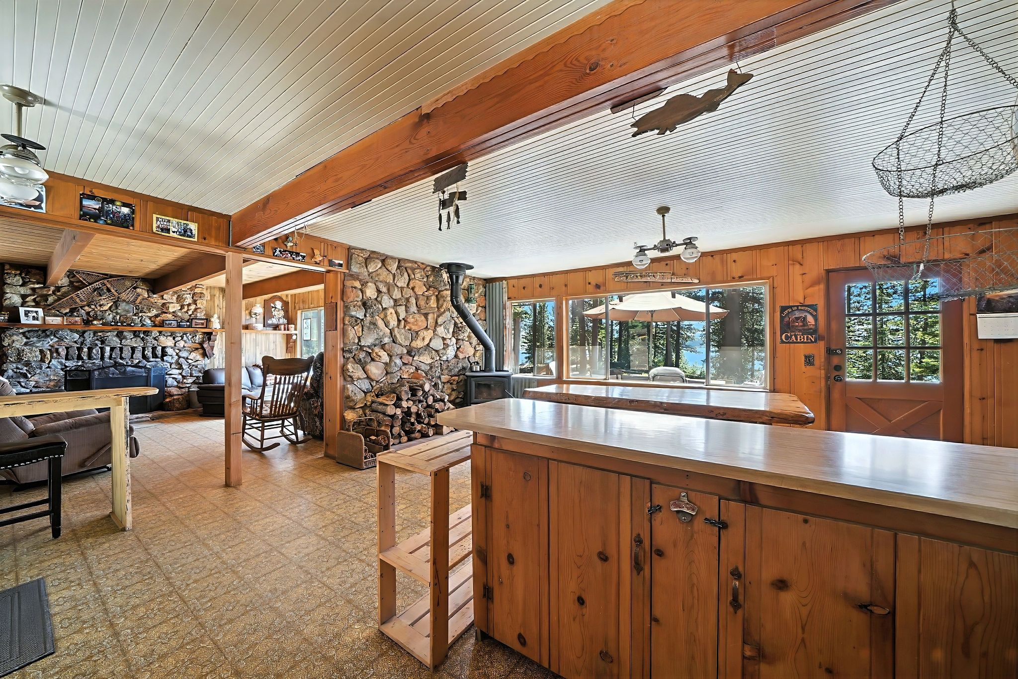  A Rare Opportunity to Own One of Silver Lake’s Best-Located Cabins - 物件實景