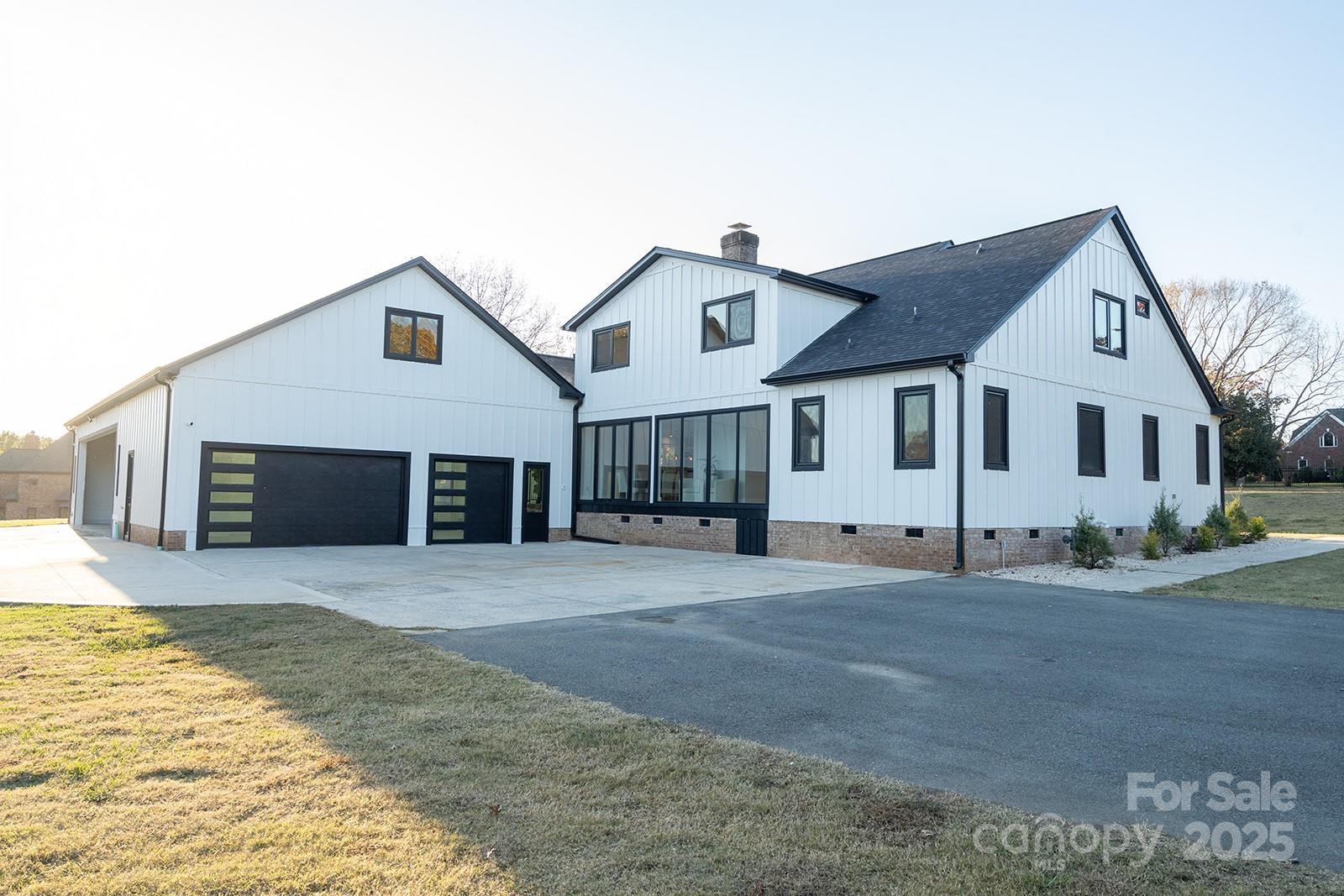 Waxhaw, North Carolina, 28173, United States, 5 Bedrooms Bedrooms, ,4 BathroomsBathrooms,Residential,For Sale,1990877