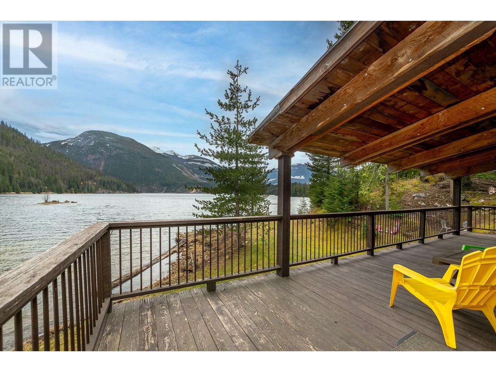 REVELSTOKE, British Columbia, V0E 2S0, CA, 4 Bedrooms Bedrooms, ,2 BathroomsBathrooms,Residential,For Sale,1838033