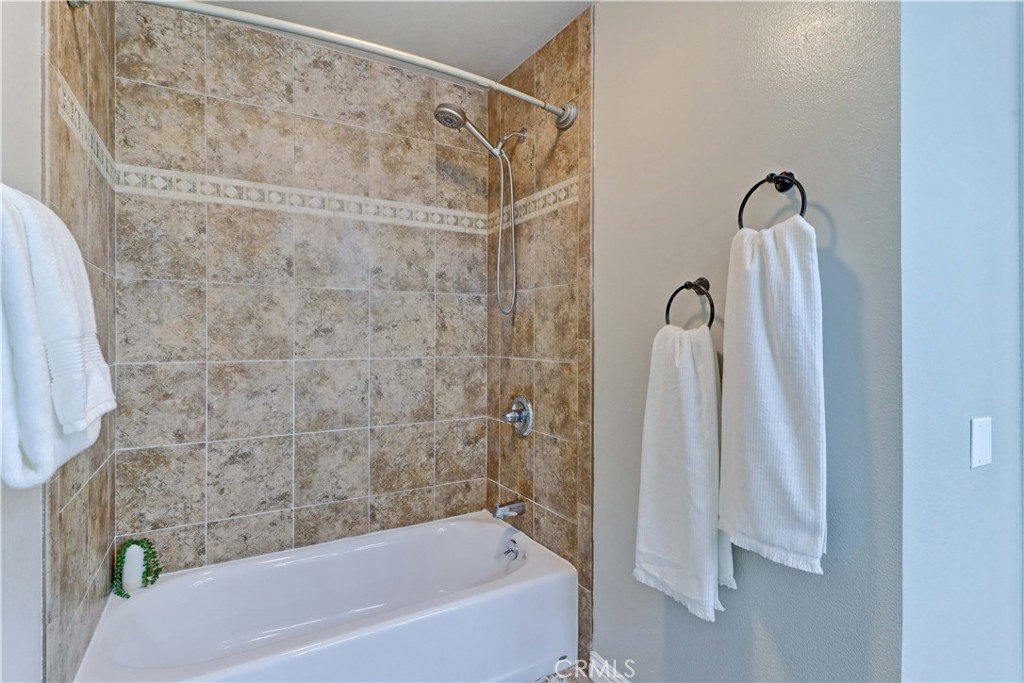 Long Beach, California, 90804, United States, 2 Bedrooms Bedrooms, ,2 BathroomsBathrooms,Residential,For Sale,2001889