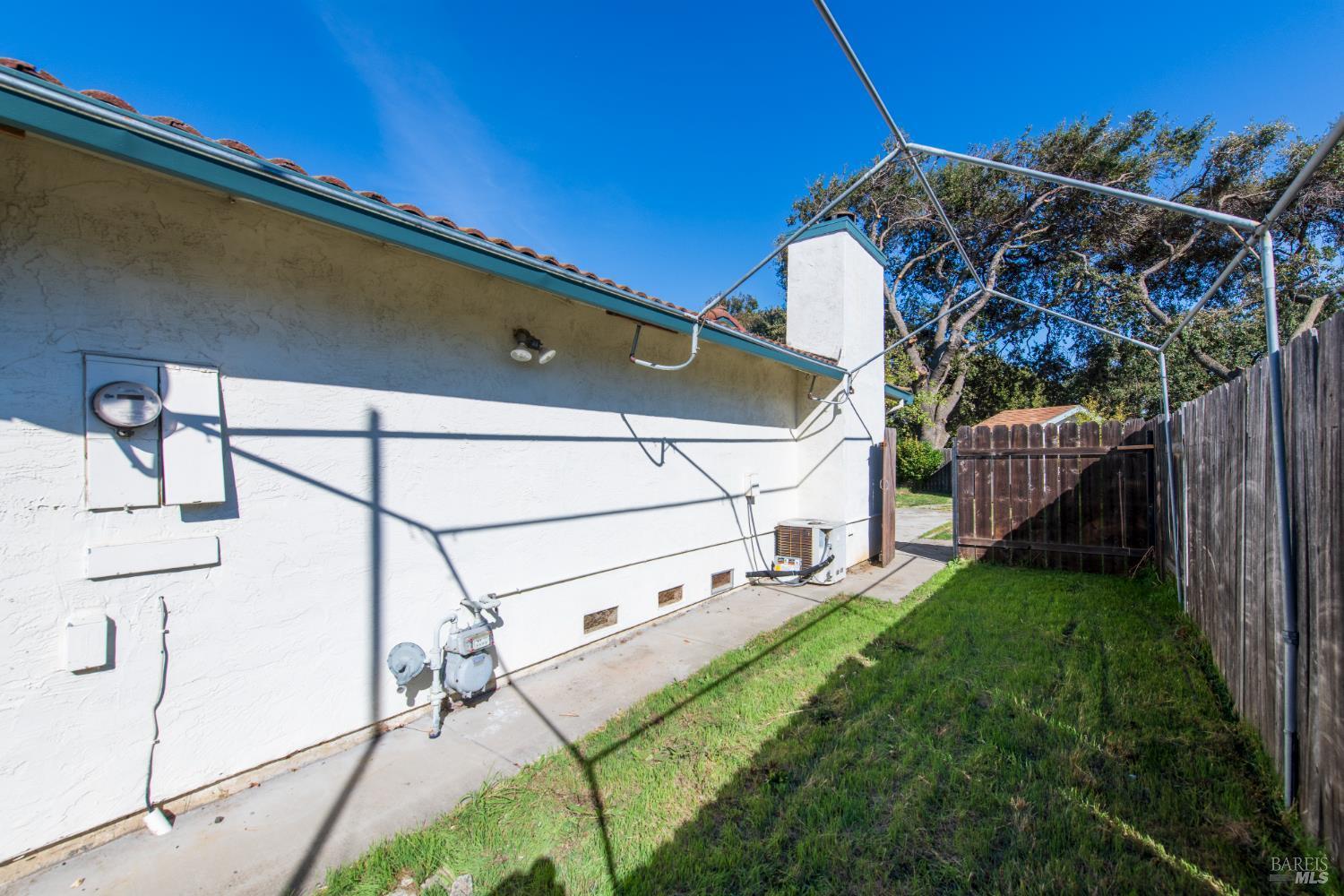 Fairfield, California, 94533, United States, 3 Bedrooms Bedrooms, ,2 BathroomsBathrooms,Residential,For Sale,1974145