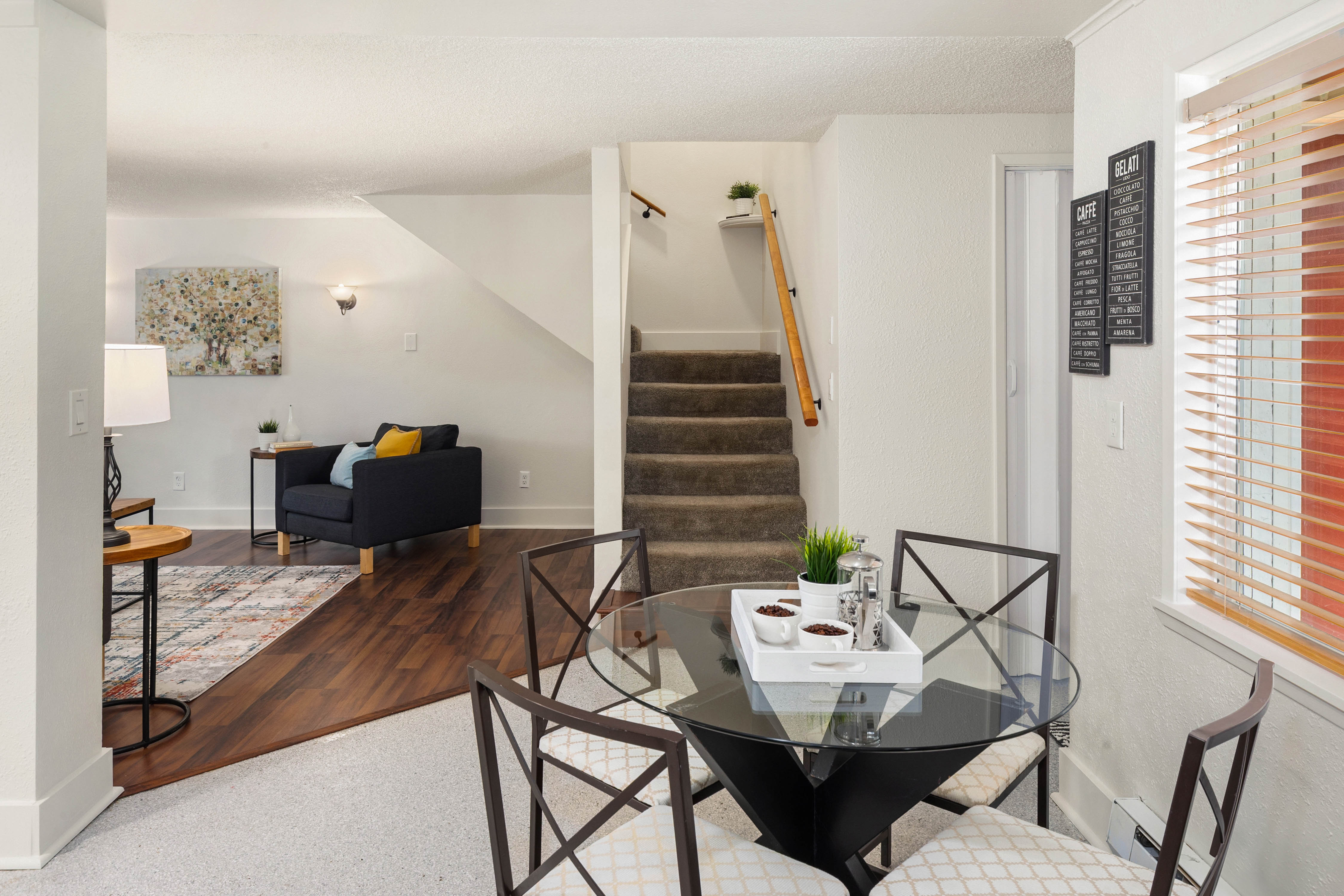  23803 56th Ave W, Mountlake Terrace, WA 98043 - 物件實景