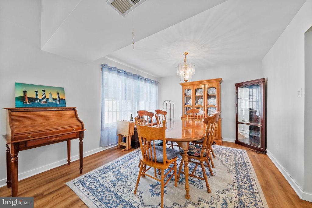 Marlton, New Jersey, 08053, United States, 5 Bedrooms Bedrooms, ,3 BathroomsBathrooms,Residential,For Sale,1904803