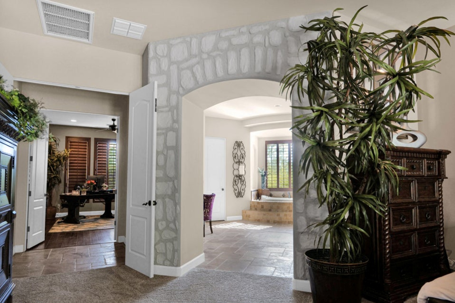  5716 E Milton Drive ¦ Cave Creek, AZ - 物件實景