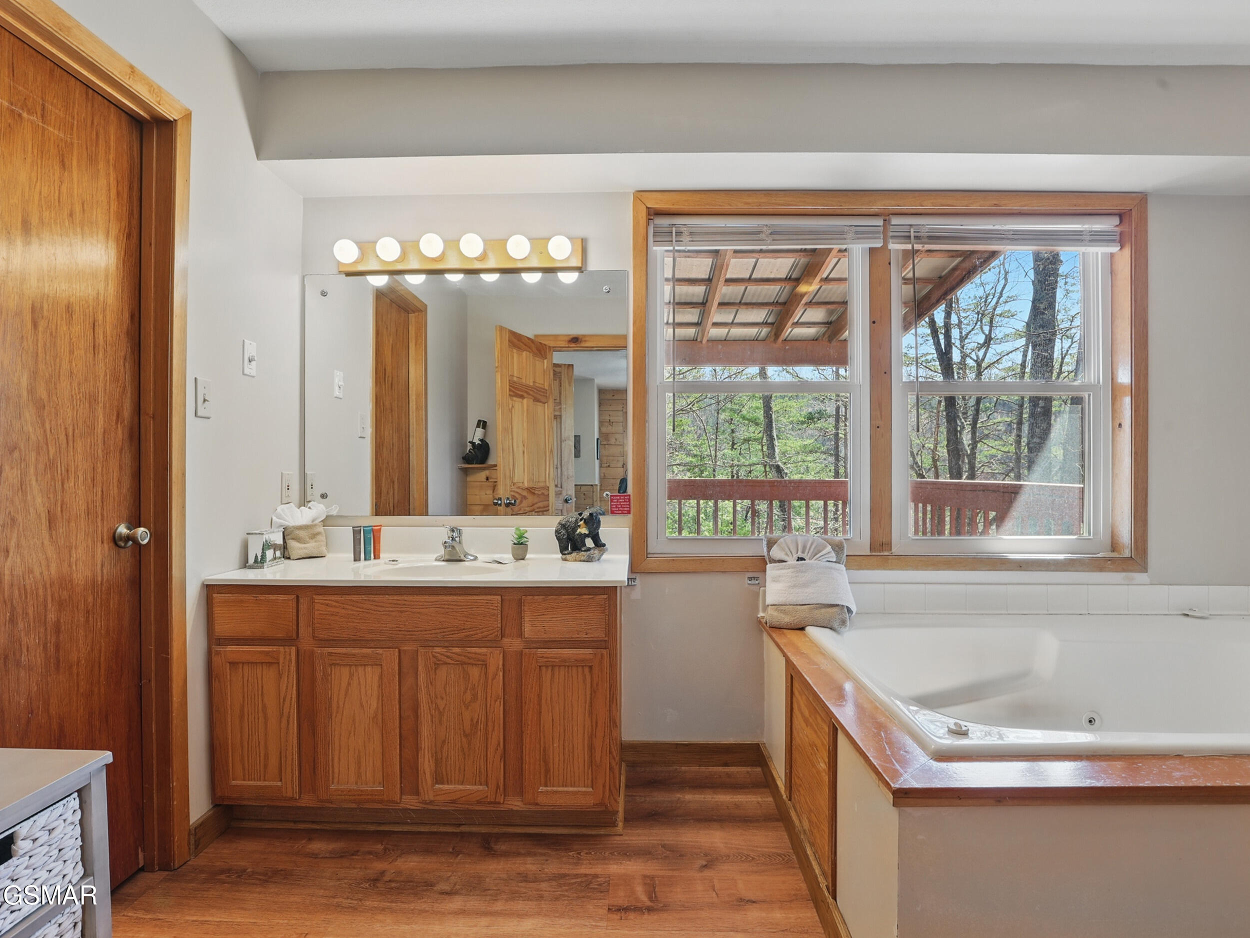 Sevierville, Tennessee, 37862, United States, 4 Bedrooms Bedrooms, ,4 BathroomsBathrooms,Residential,For Sale,1928757