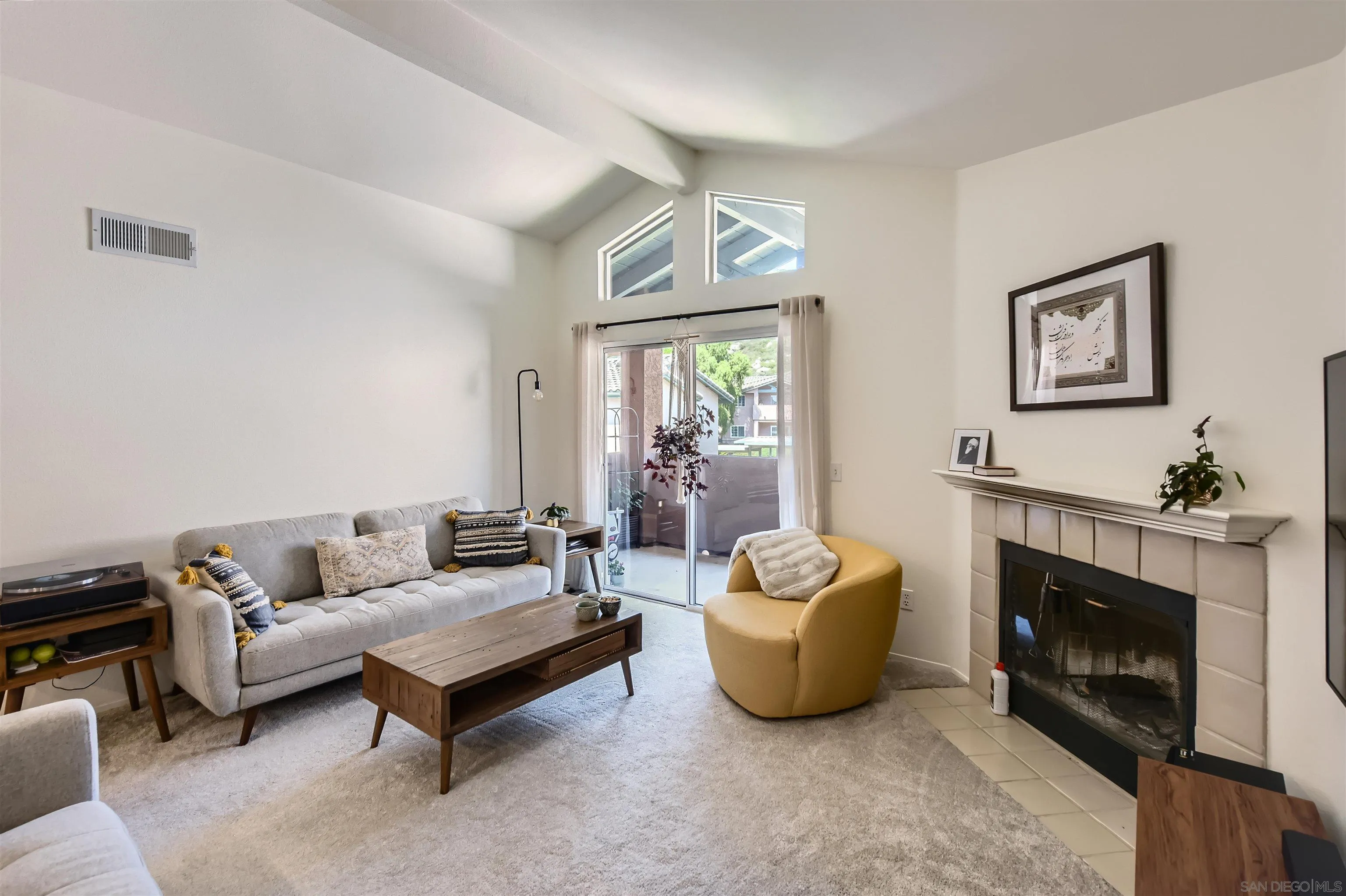 San Diego, California, 92127, United States, 2 Bedrooms Bedrooms, ,2 BathroomsBathrooms,Residential,For Sale,1857738