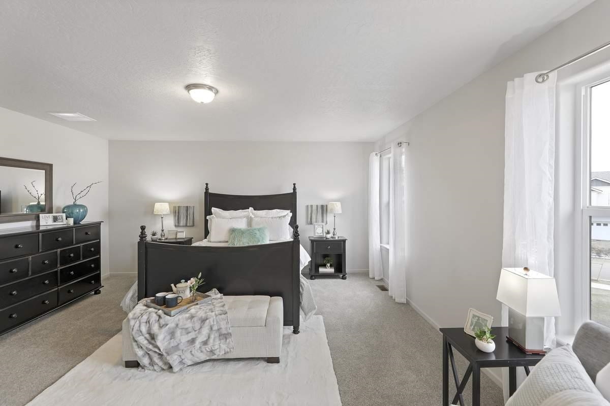 Spokane Valley, Washington, 99016, United States, 4 Bedrooms Bedrooms, ,3 BathroomsBathrooms,Residential,For Sale,1752337