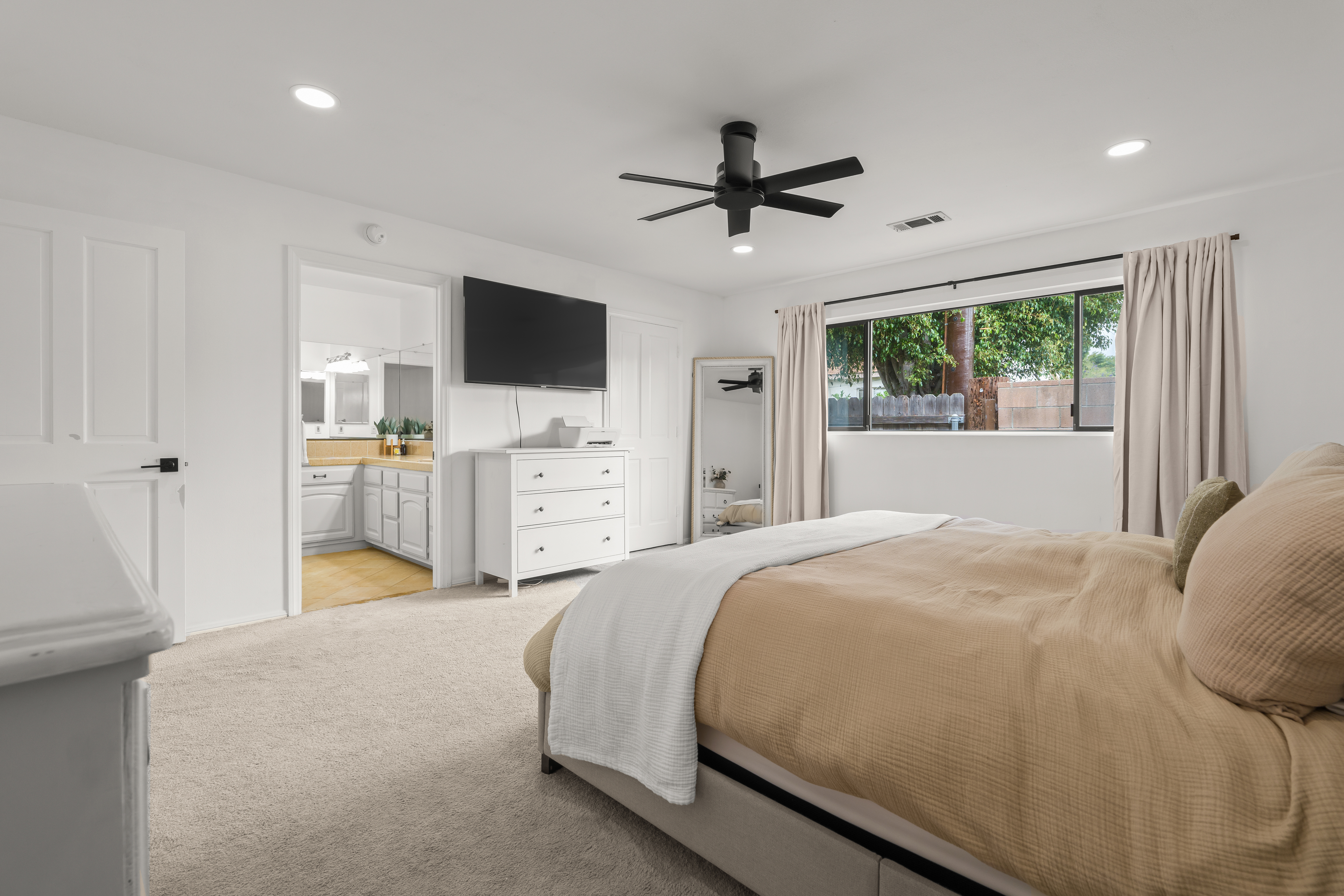  171 Lang Street, Ventura, CA 93003 - 物件實景