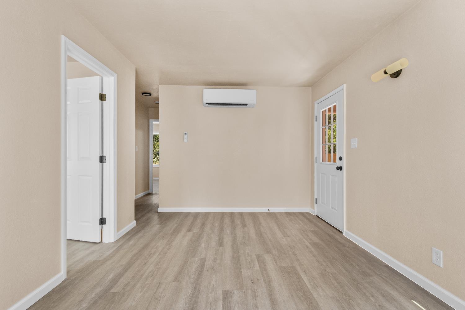 Roseville, California, 95678, United States, 3 Bedrooms Bedrooms, ,2 BathroomsBathrooms,Residential,For Sale,1923515
