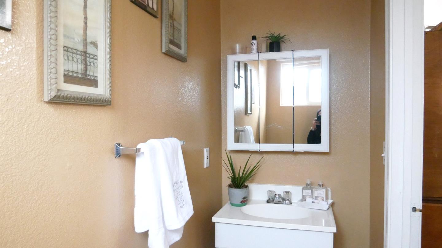 Richmond, California, 94801, United States, 3 Bedrooms Bedrooms, ,3 BathroomsBathrooms,Residential,For Sale,1978475