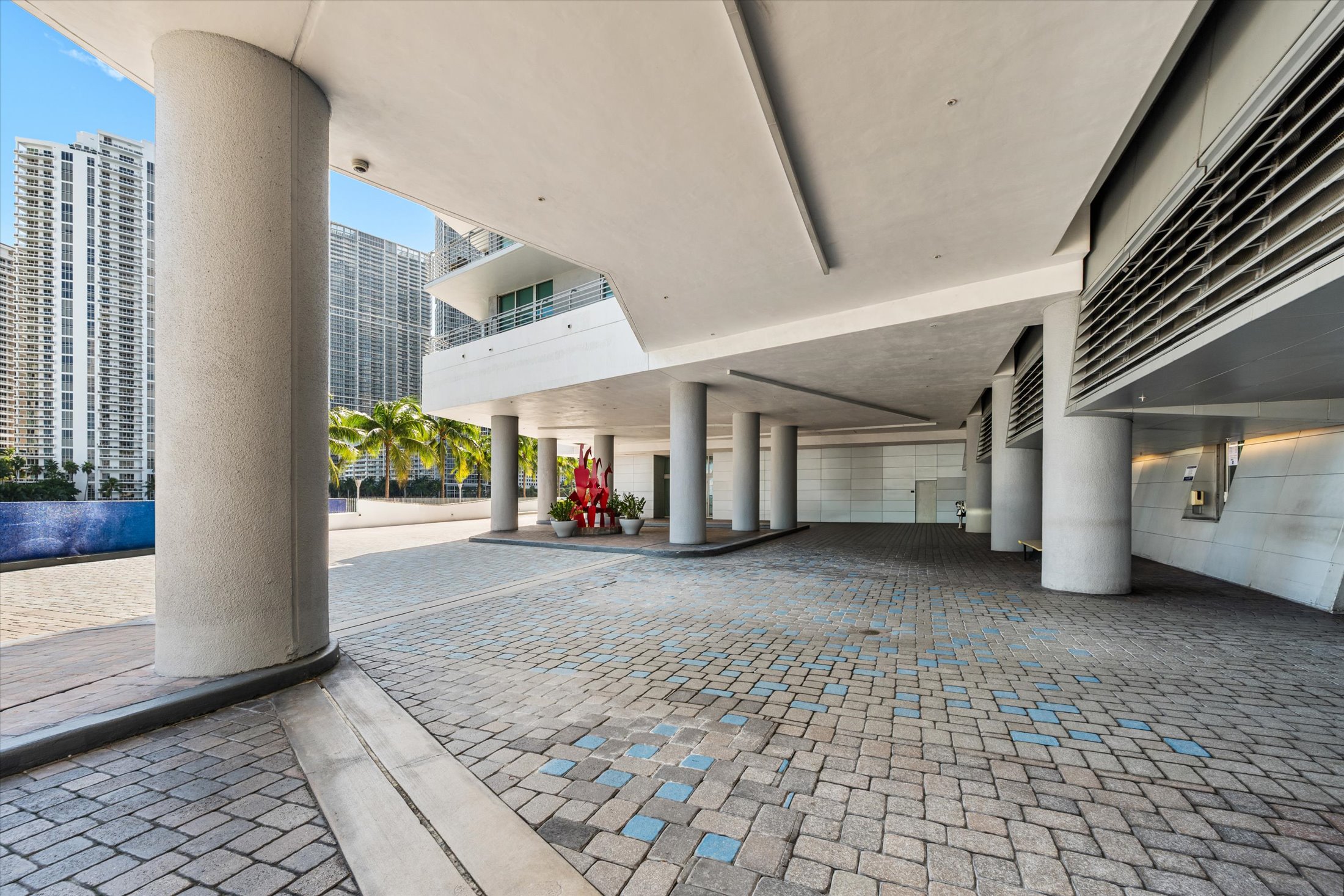  325 S Biscayne Blvd, Miami, FL, 33131 - 物件實景