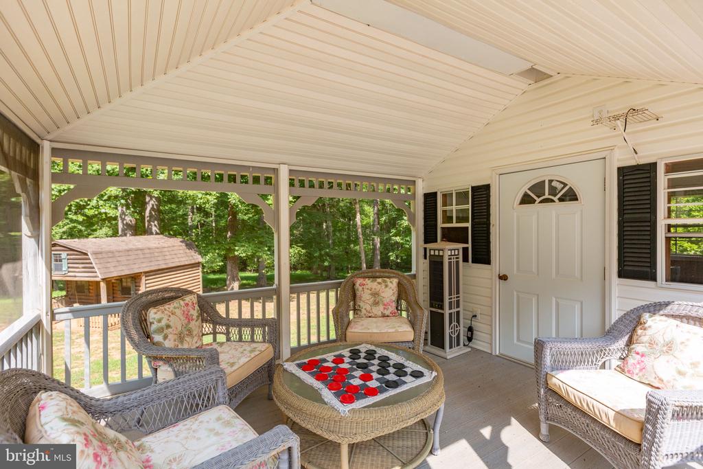 Fredericksburg, Virginia, 22406, United States, 4 Bedrooms Bedrooms, ,3 BathroomsBathrooms,Residential,For Sale,1914060
