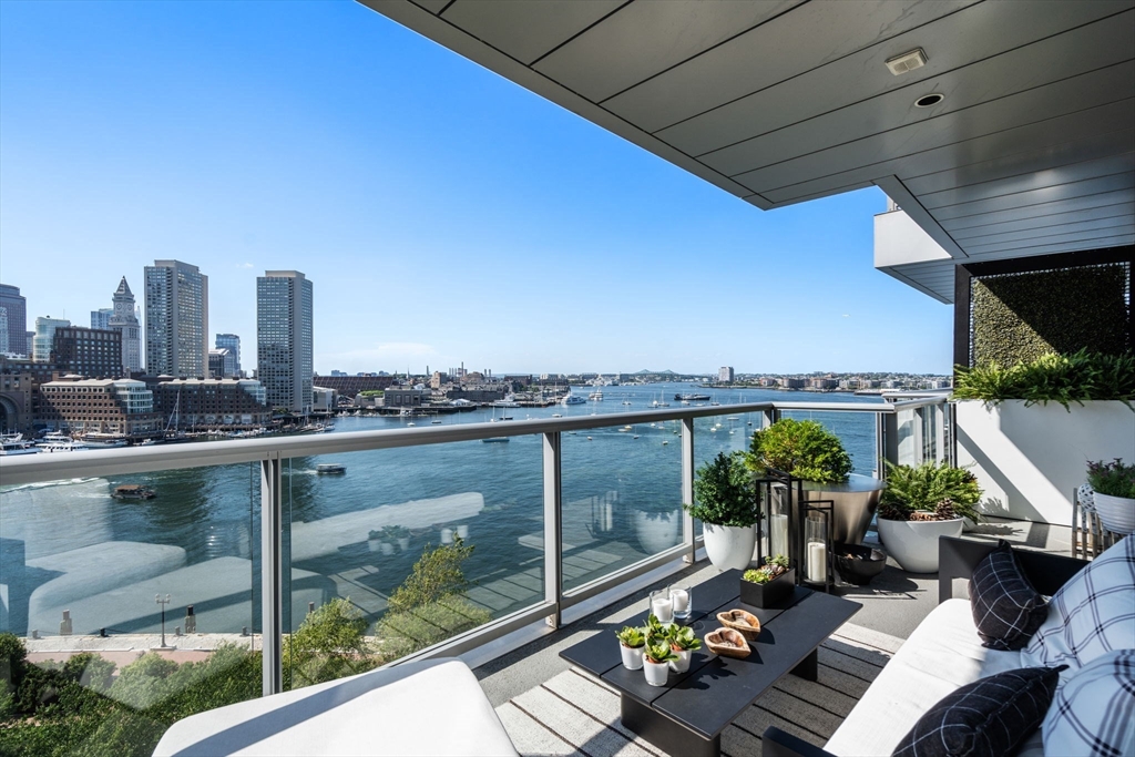 Boston, Massachusetts, 02210, United States, 3 Bedrooms Bedrooms, ,4 BathroomsBathrooms,Residential,For Sale,1885847