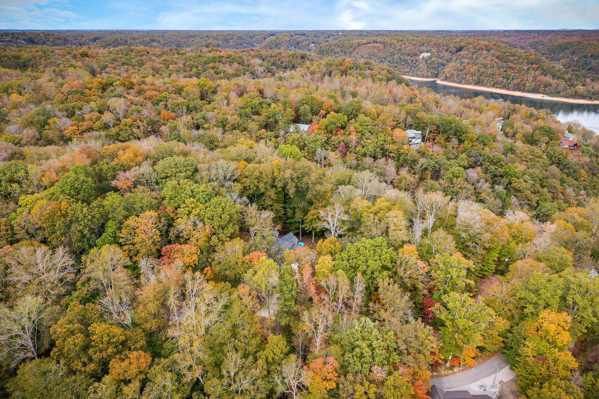 Smithville, Tennessee, 37166, United States, 3 Bedrooms Bedrooms, ,3 BathroomsBathrooms,Residential,For Sale,2006614