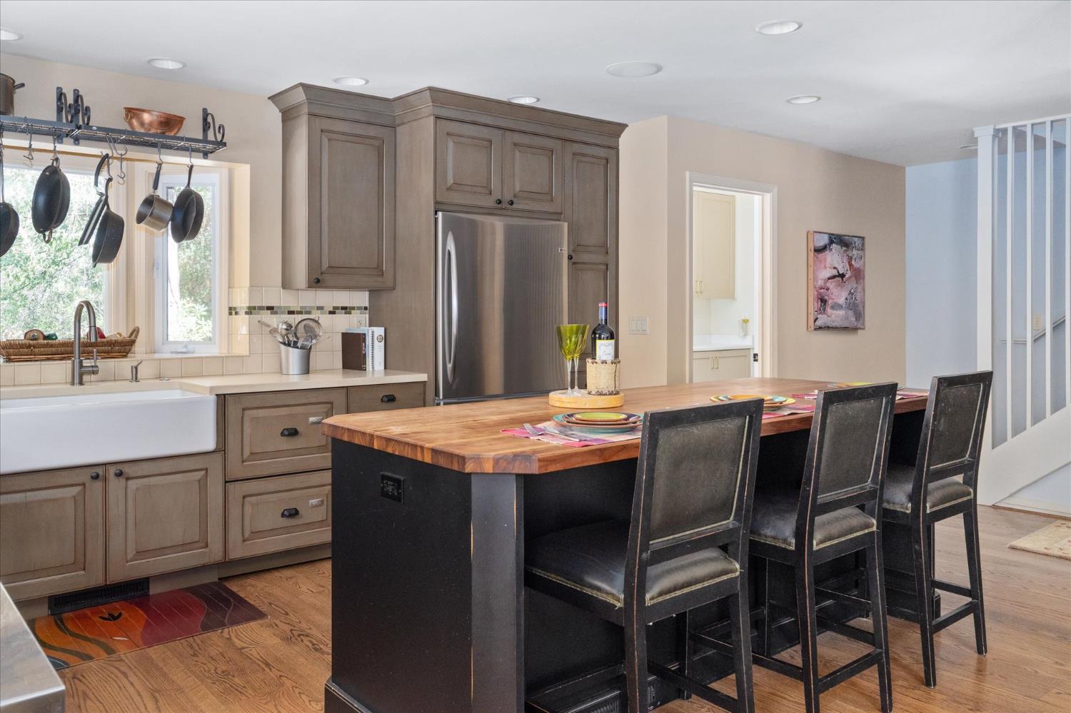Murphys, California, 95247, United States, 3 Bedrooms Bedrooms, ,4 BathroomsBathrooms,Residential,For Sale,2030734