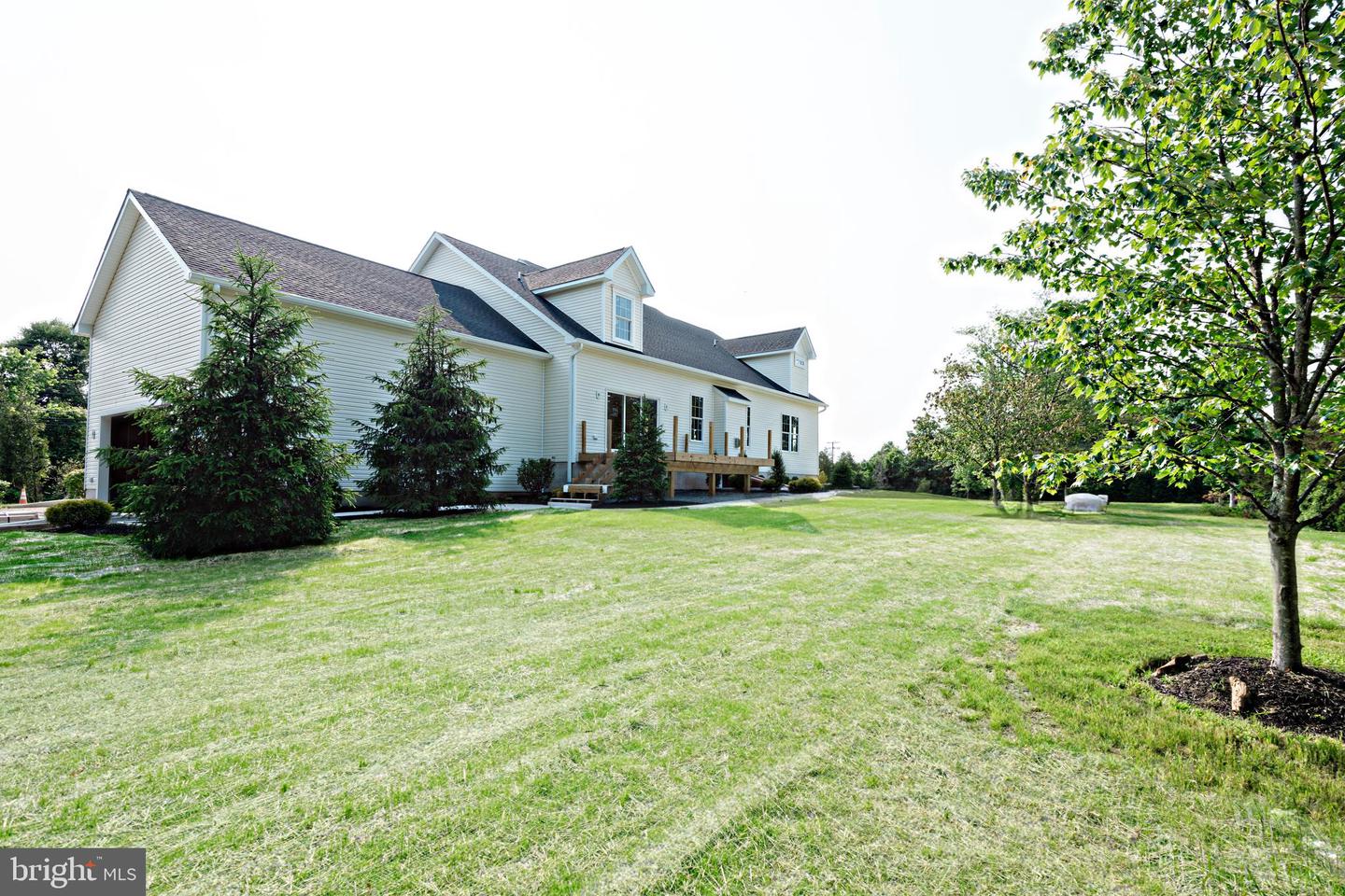 ATCO, New Jersey, 08004, United States, 4 Bedrooms Bedrooms, ,5 BathroomsBathrooms,Residential,For Sale,1981794