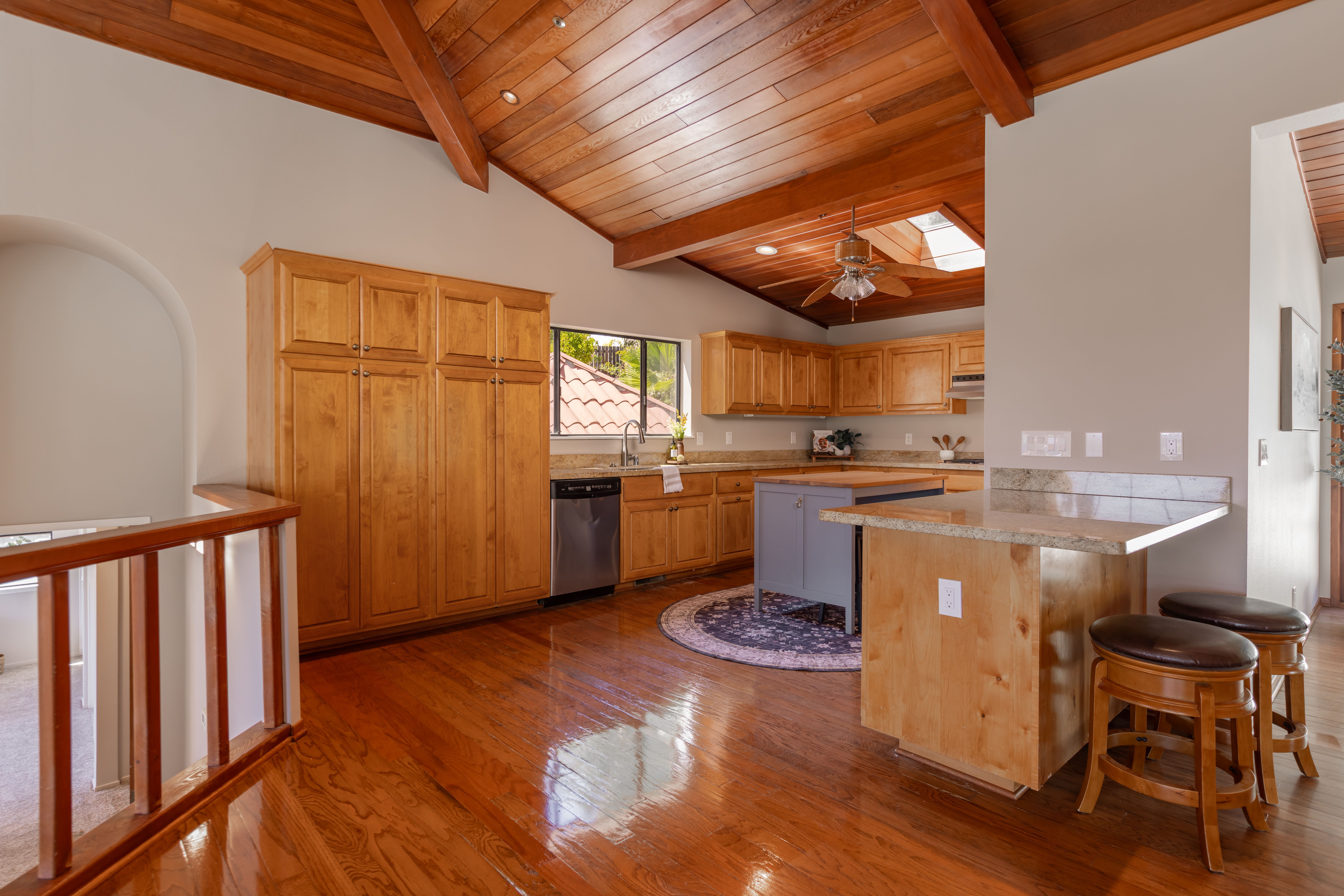  1008 Country Club Drive, Ojai, CA 93023 - 物件實景