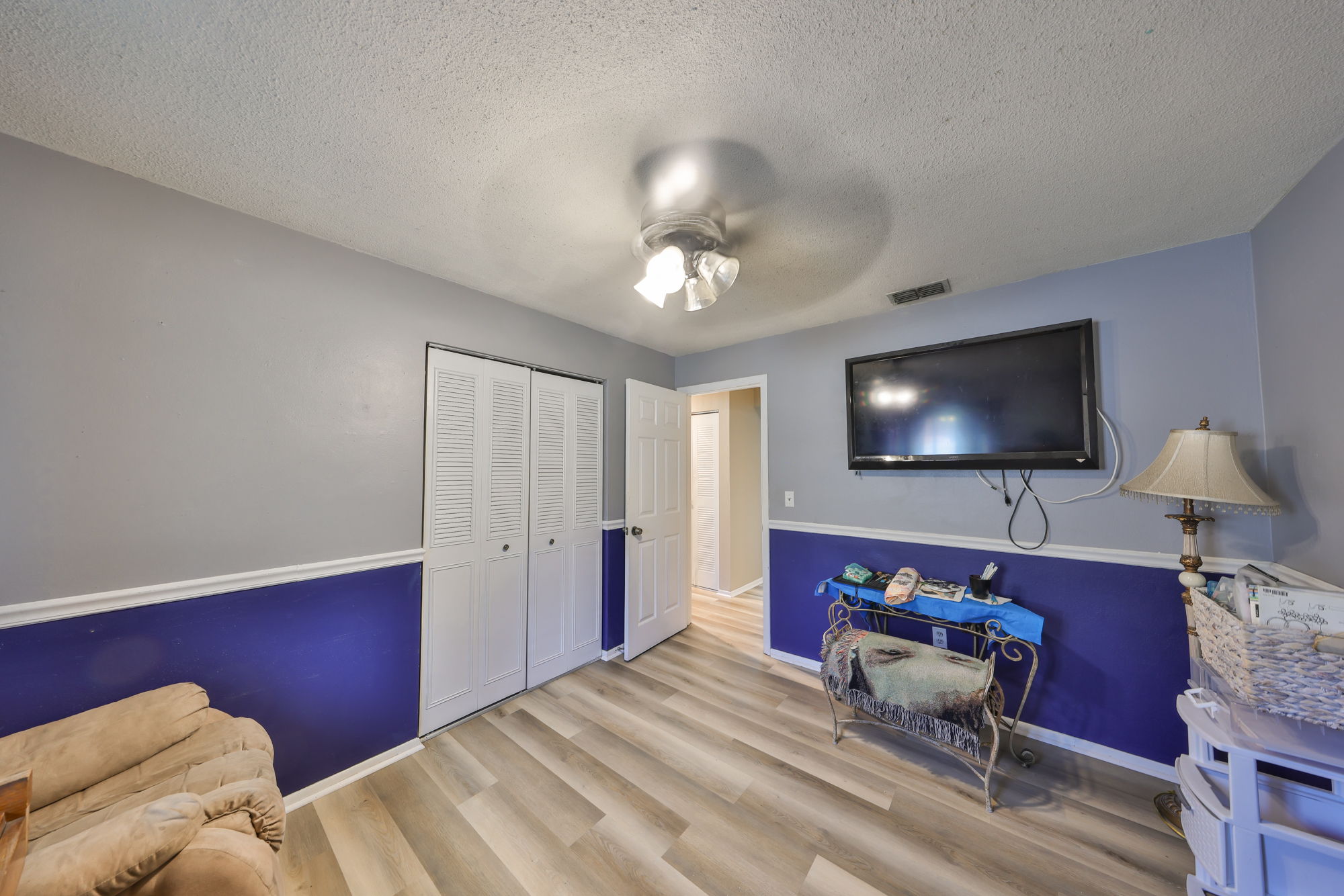 Seminole, Florida, 33772, United States, 4 Bedrooms Bedrooms, ,2 BathroomsBathrooms,Residential,For Sale,2013302