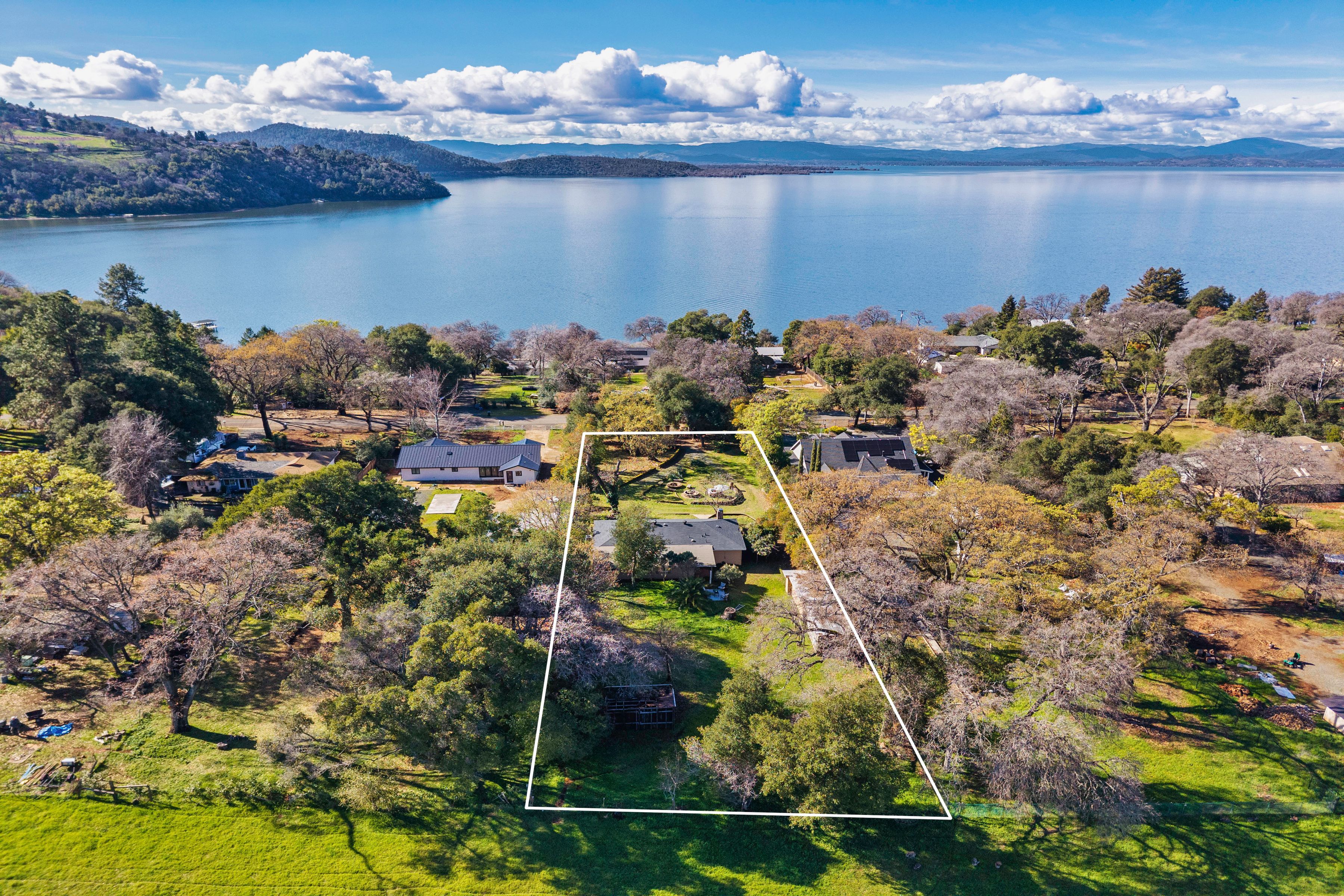  1870 Westlake Drive - 物件實景