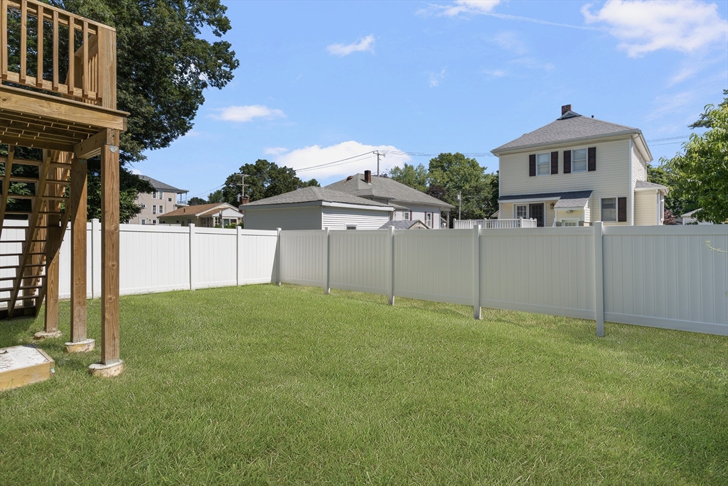 Attleboro, Massachusetts, 02703, United States, 3 Bedrooms Bedrooms, ,3 BathroomsBathrooms,Residential,For Sale,1908600