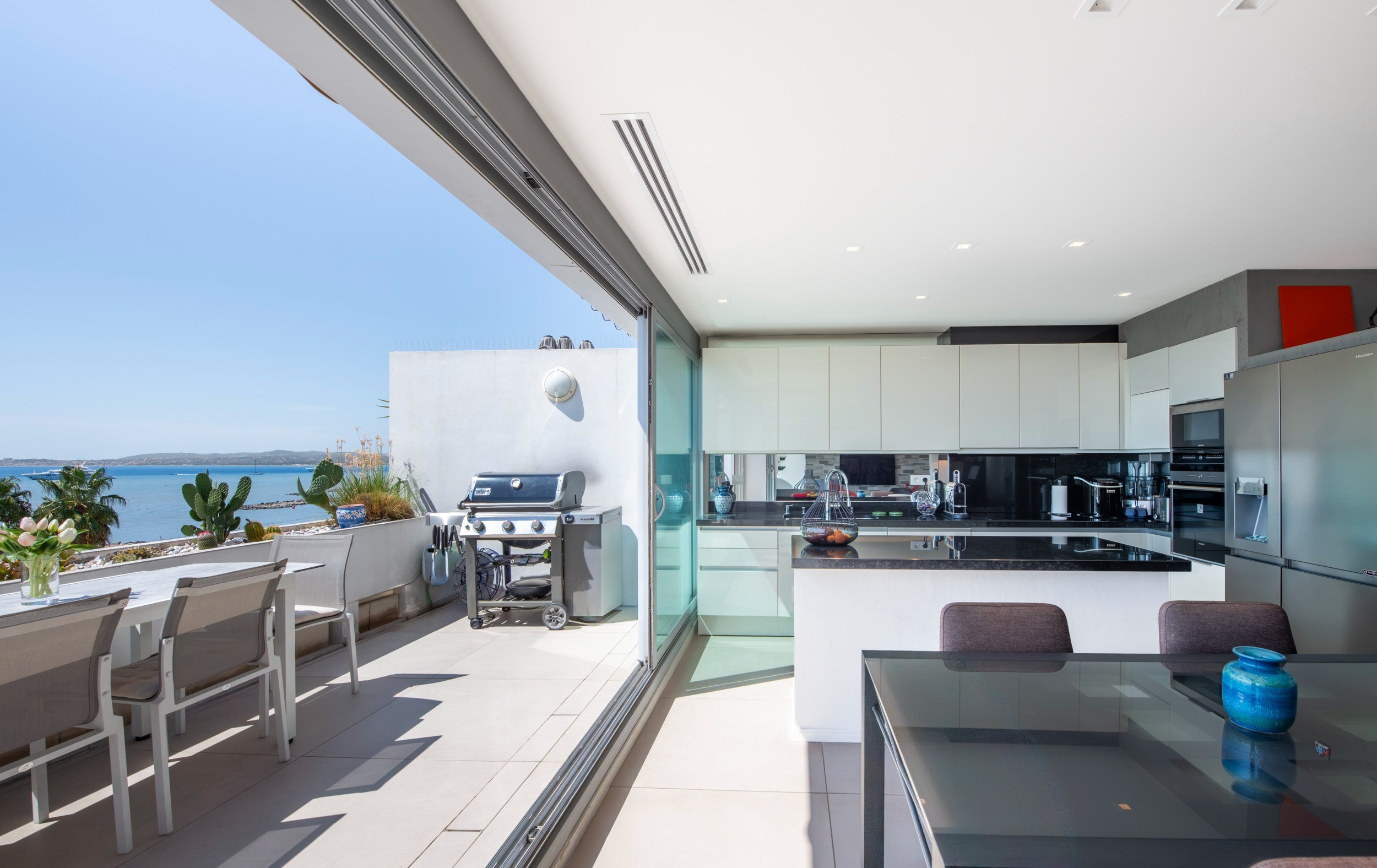  Saint Laurent du Var, 88 sqm two bedroom penthouse with 115 sqm of terraces and… - 物件實景