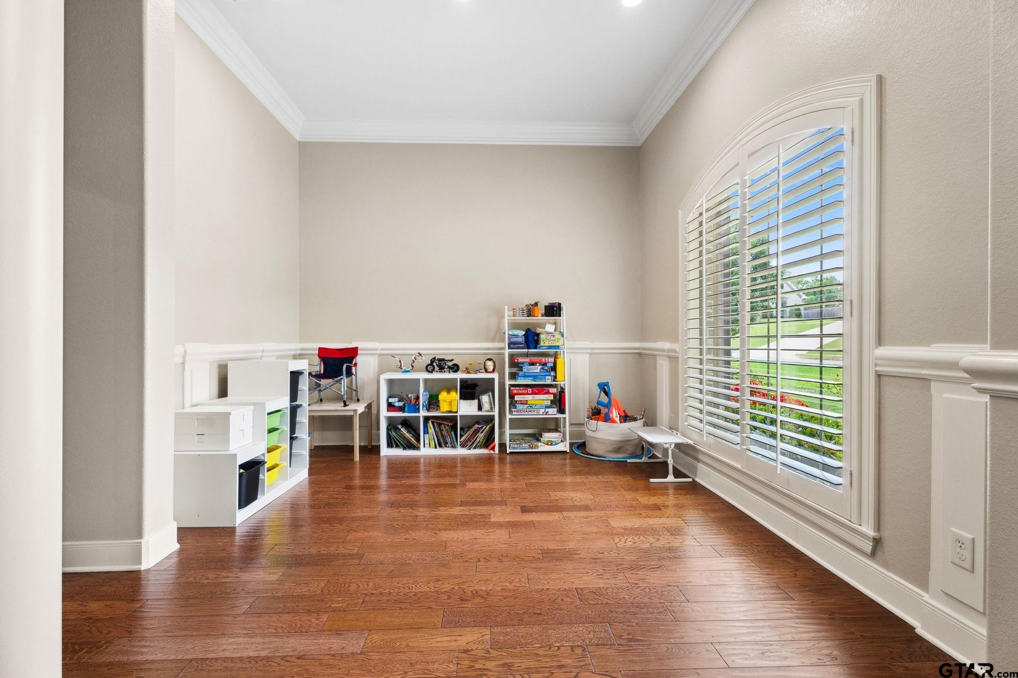 Tyler, Texas, 75703, United States, 4 Bedrooms Bedrooms, ,6 BathroomsBathrooms,Residential,For Sale,1818299