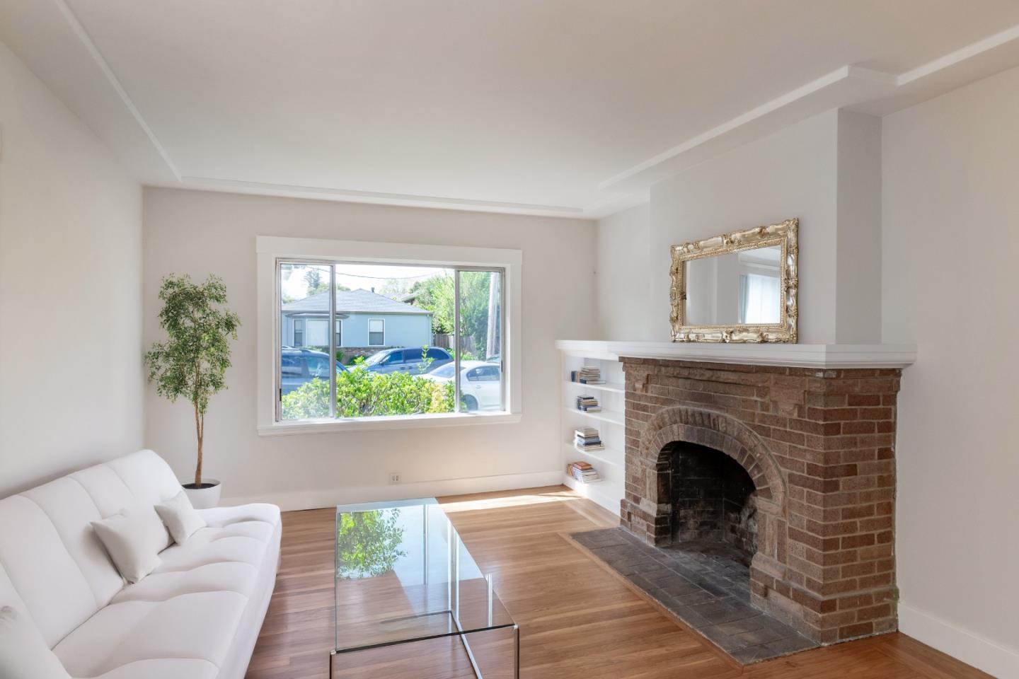 San Mateo, California, 94401, United States, ,Residential,For Sale,1955315