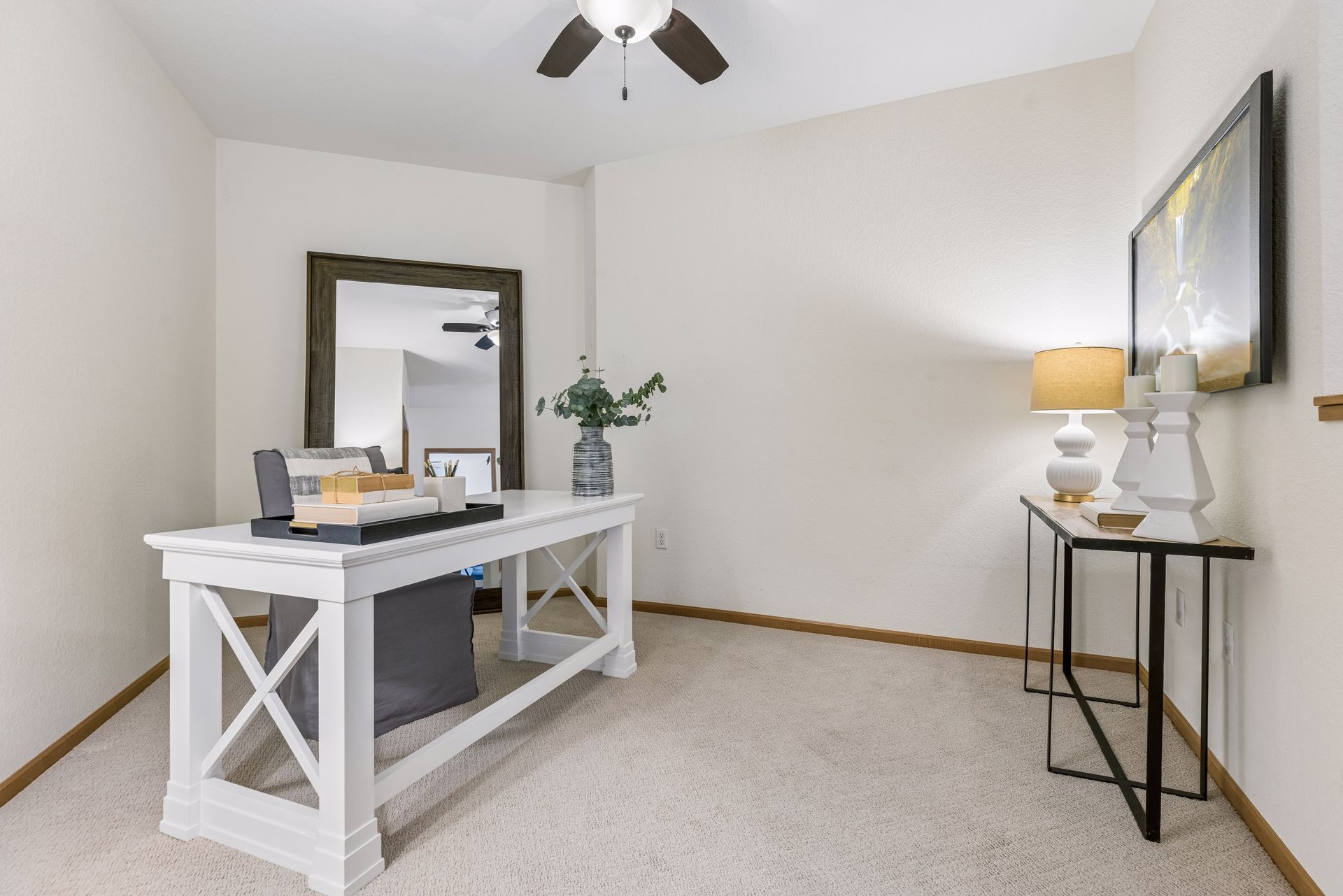  Elevated 55+ Living With Views - 物件實景