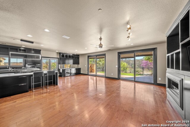 Kerrville, Texas, 78028, United States, 3 Bedrooms Bedrooms, ,5 BathroomsBathrooms,Residential,For Sale,2002540