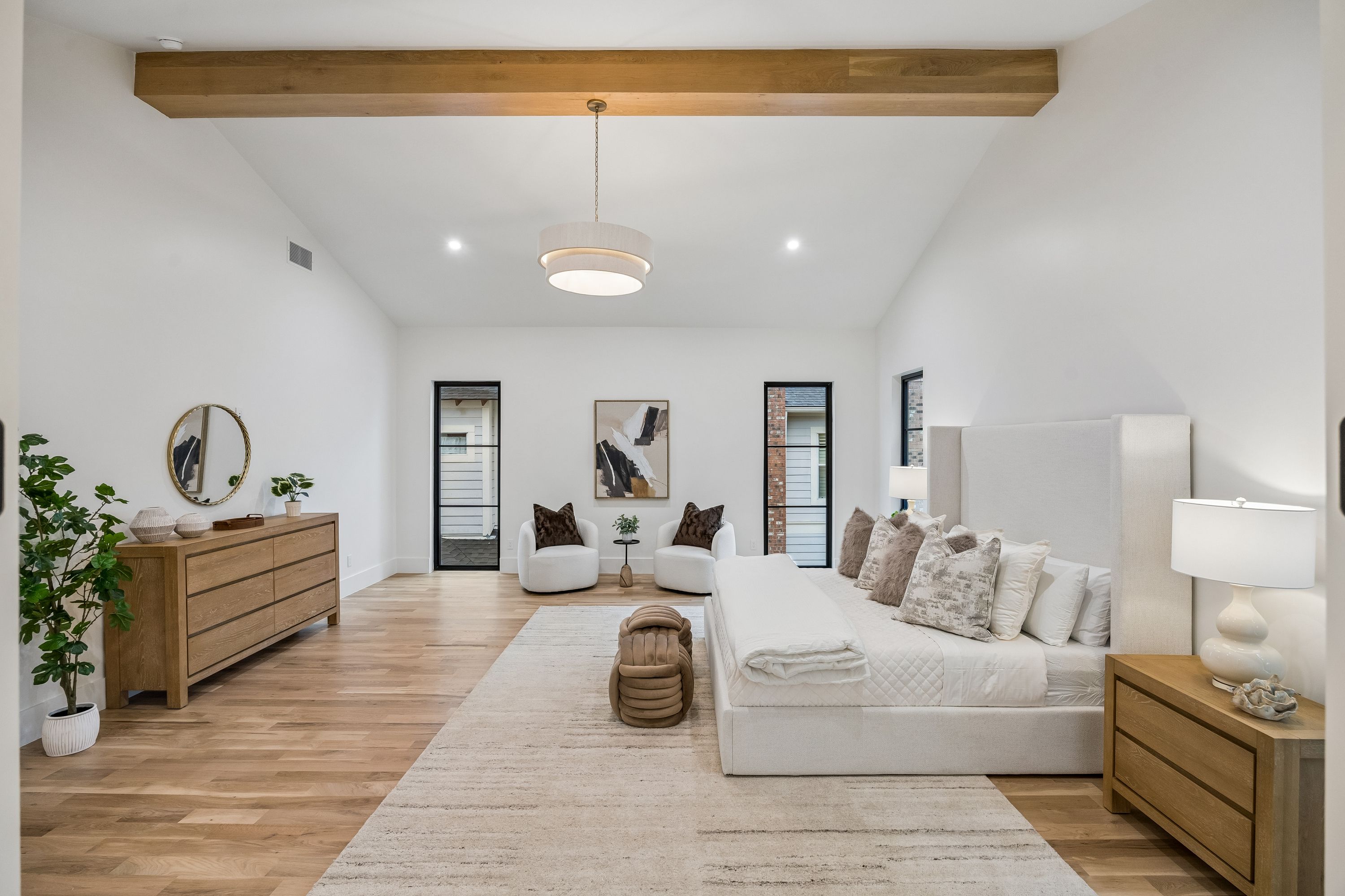  Luxurious East Dallas Home by Birchwood Custom Homes with Modern Elegance - 物件實景