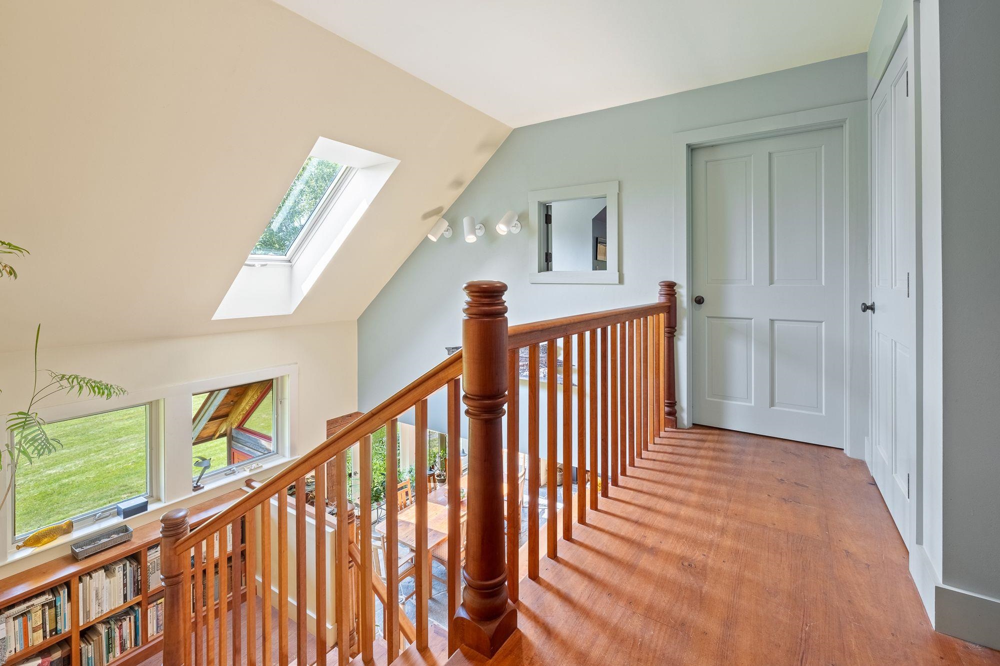 Orford, New Hampshire, 03777, United States, 3 Bedrooms Bedrooms, ,3 BathroomsBathrooms,Residential,For Sale,1908453