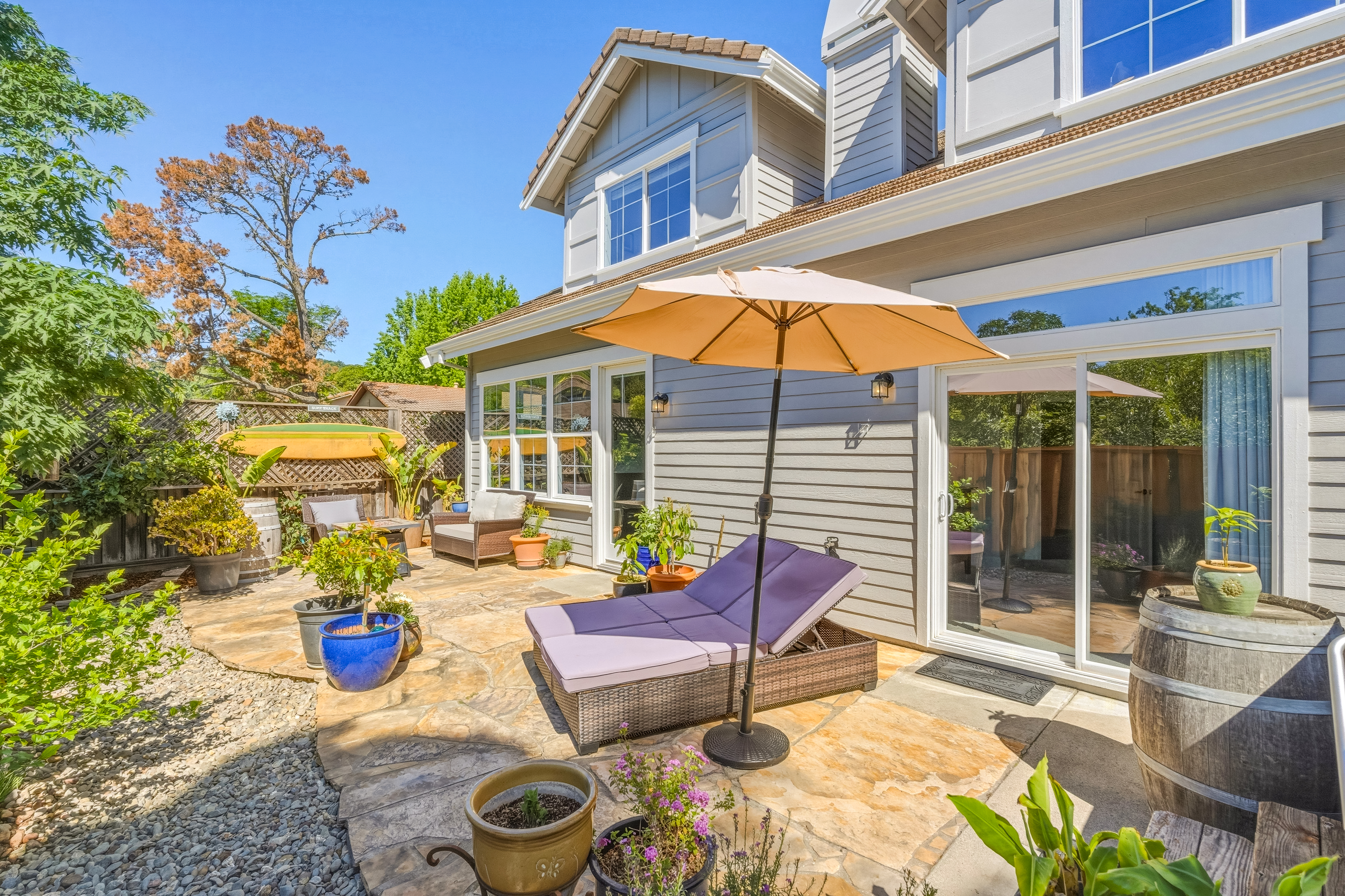  Spacious Atherton Ranch Beauty - 物件實景