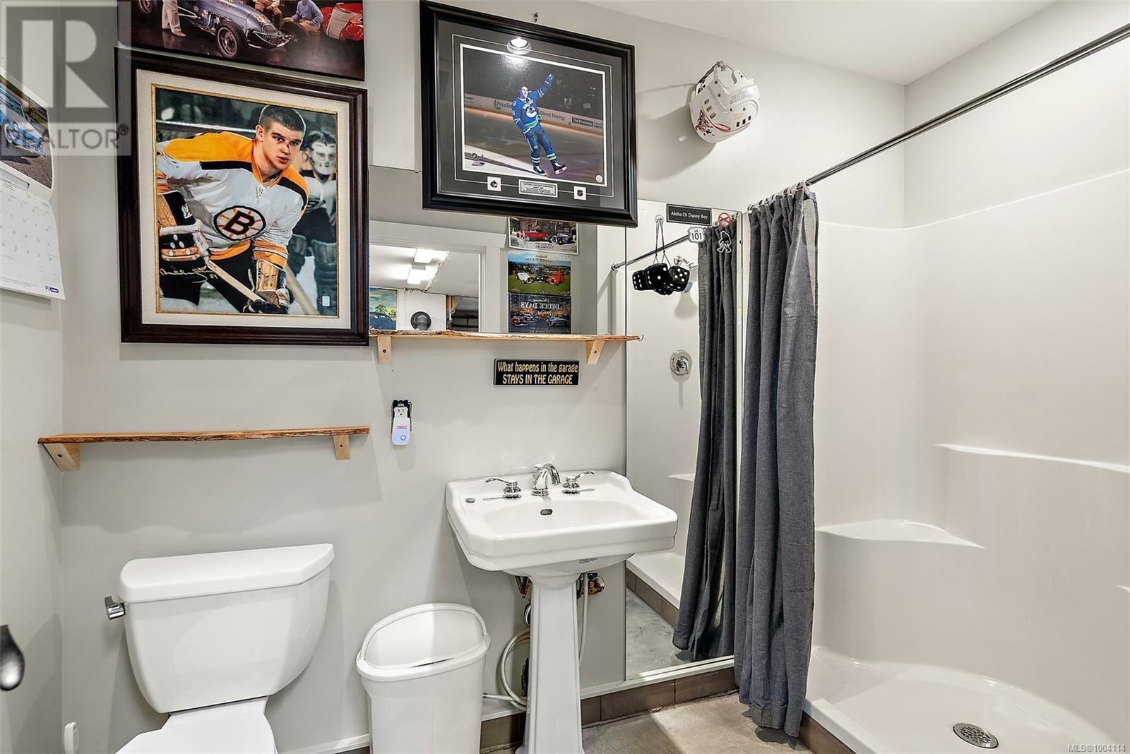 VIEW ROYAL, British Columbia, V9B 1M7, CA, 3 Bedrooms Bedrooms, ,4 BathroomsBathrooms,Residential,For Sale,1874581