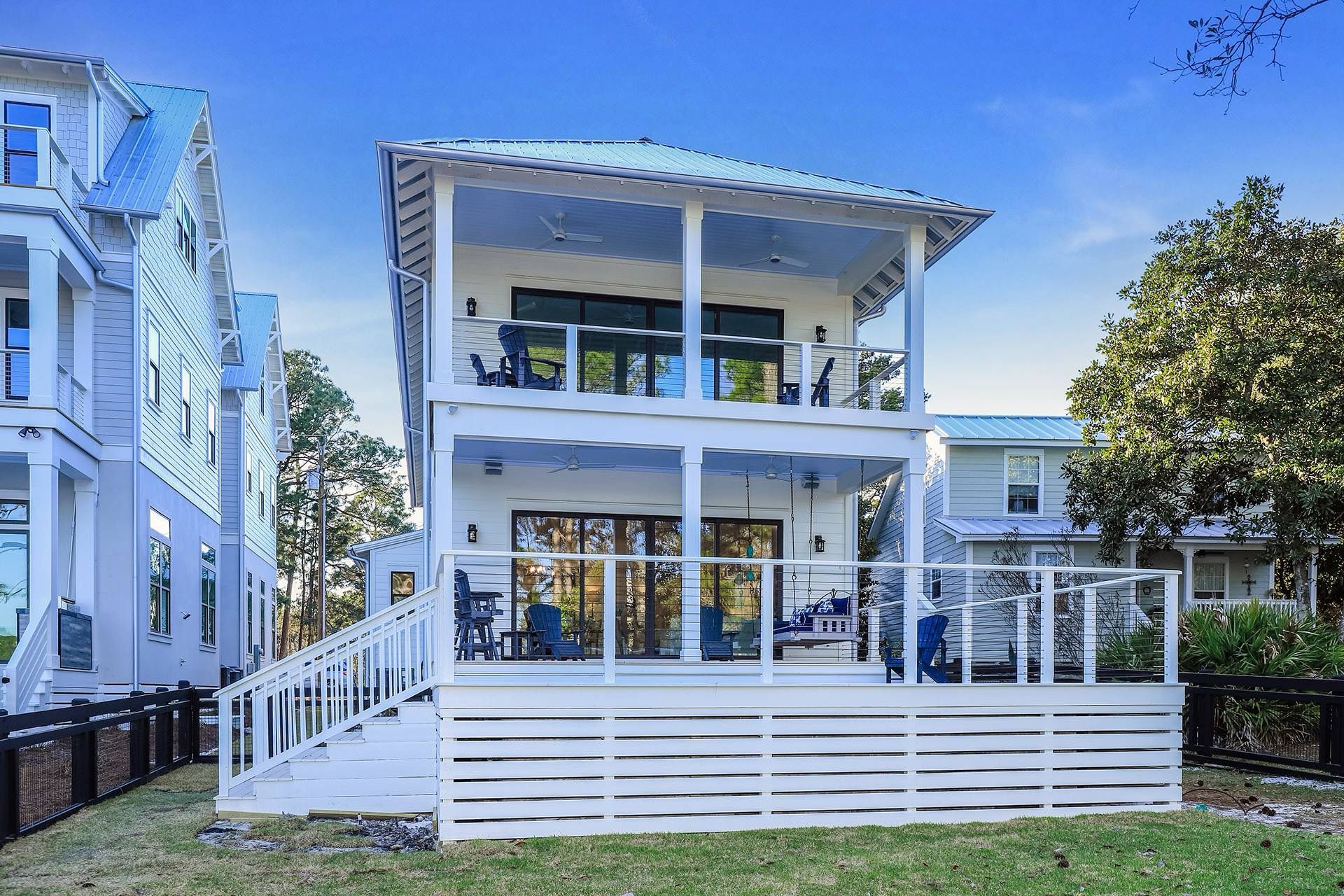  Lakefront Coastal Home With Private Pool And Dock - 物件實景
