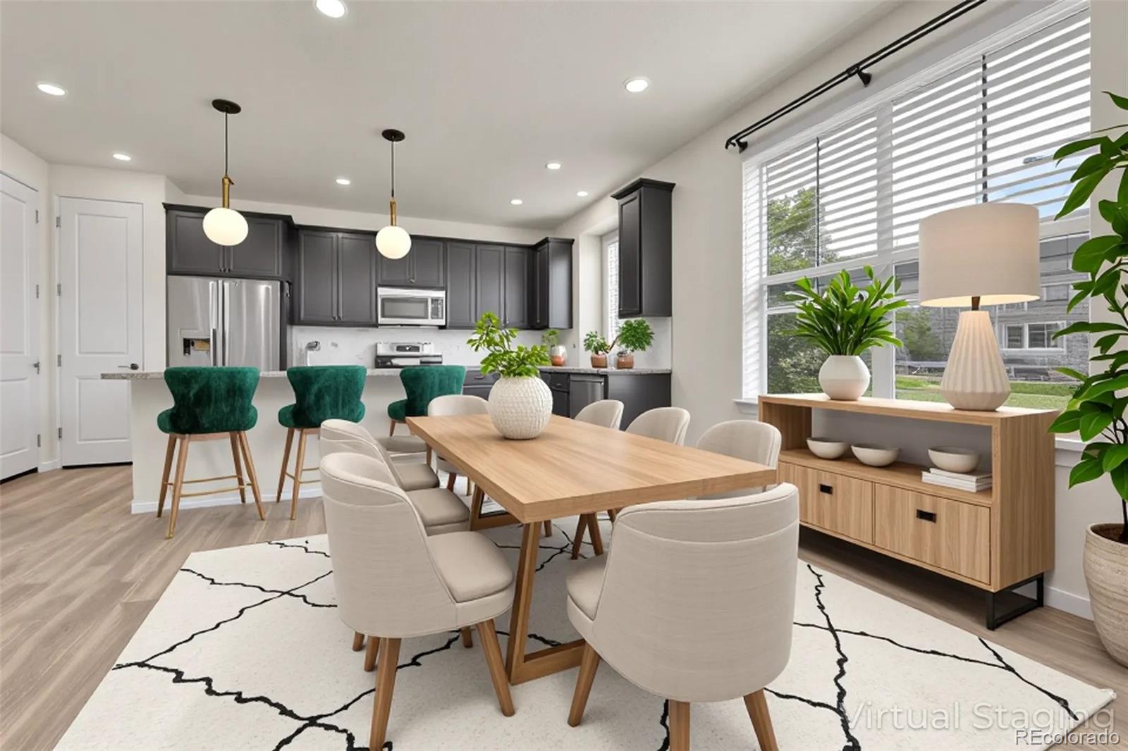 Littleton, Colorado, 80125, United States, 3 Bedrooms Bedrooms, ,3 BathroomsBathrooms,Residential,For Sale,1891675