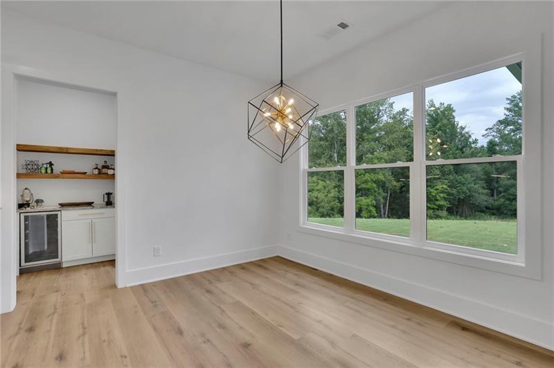 Canton, Georgia, 30114, United States, 5 Bedrooms Bedrooms, ,4 BathroomsBathrooms,Residential,For Sale,1974938